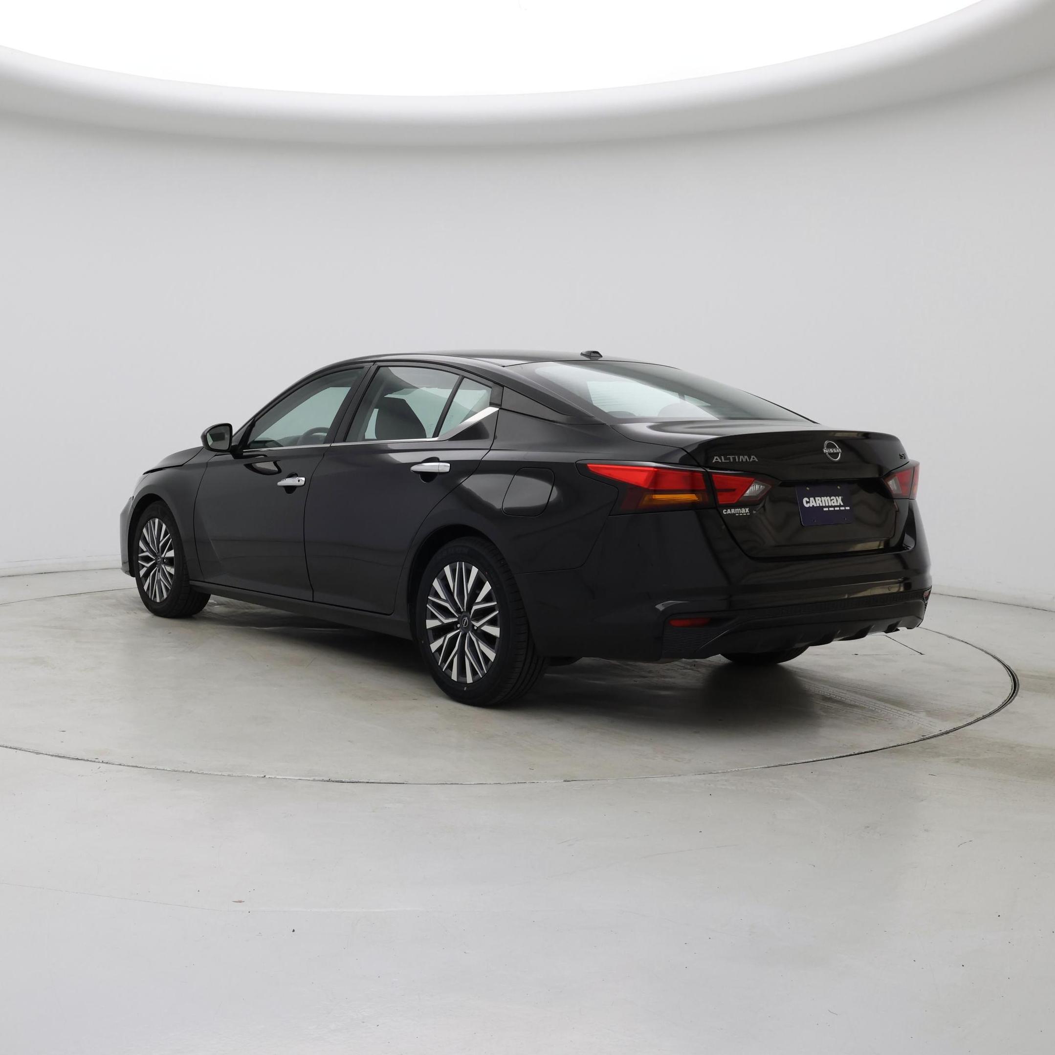 Thumbnail: 2023 Nissan Altima - 2