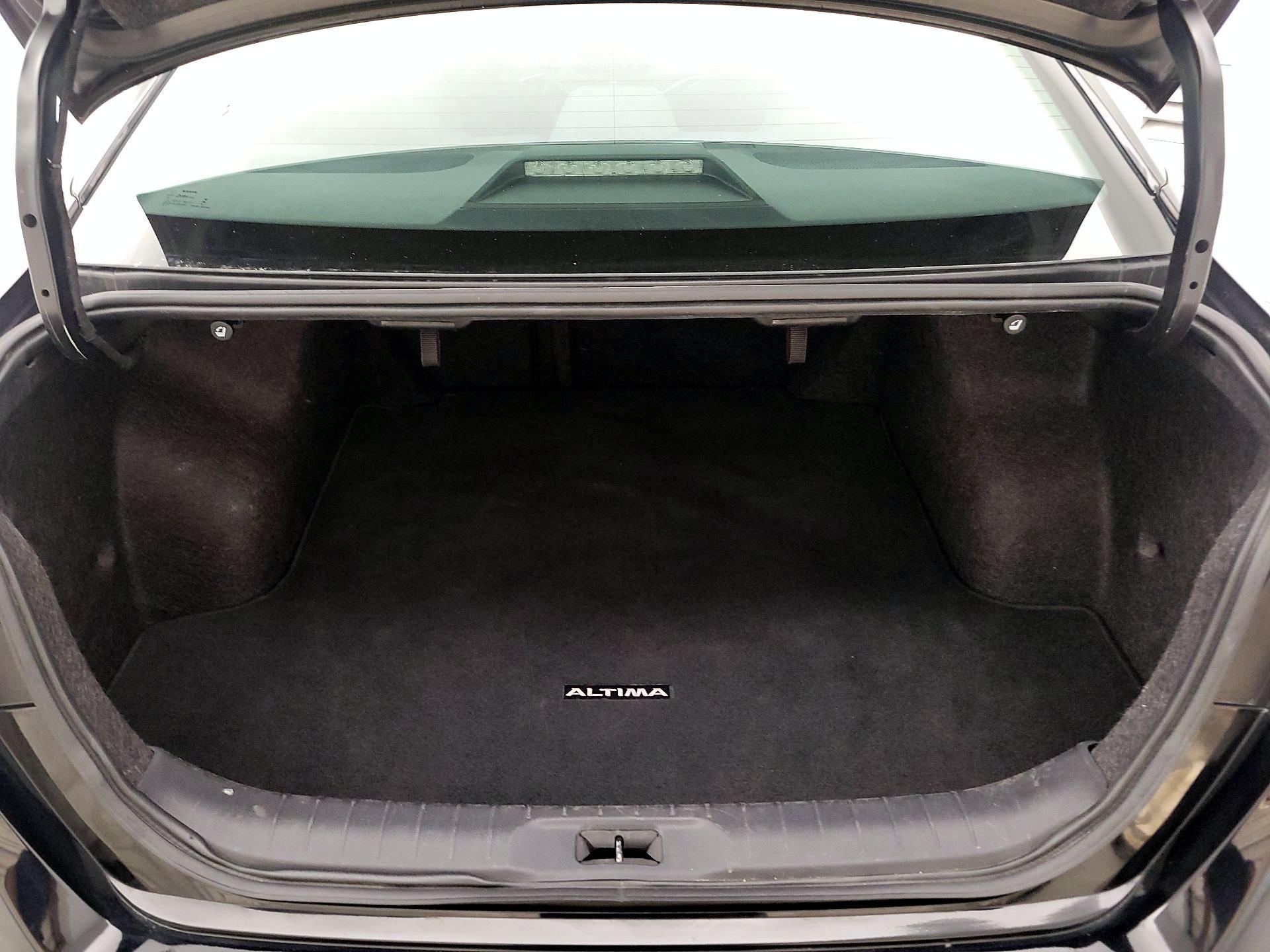 Thumbnail: 2023 Nissan Altima - 20