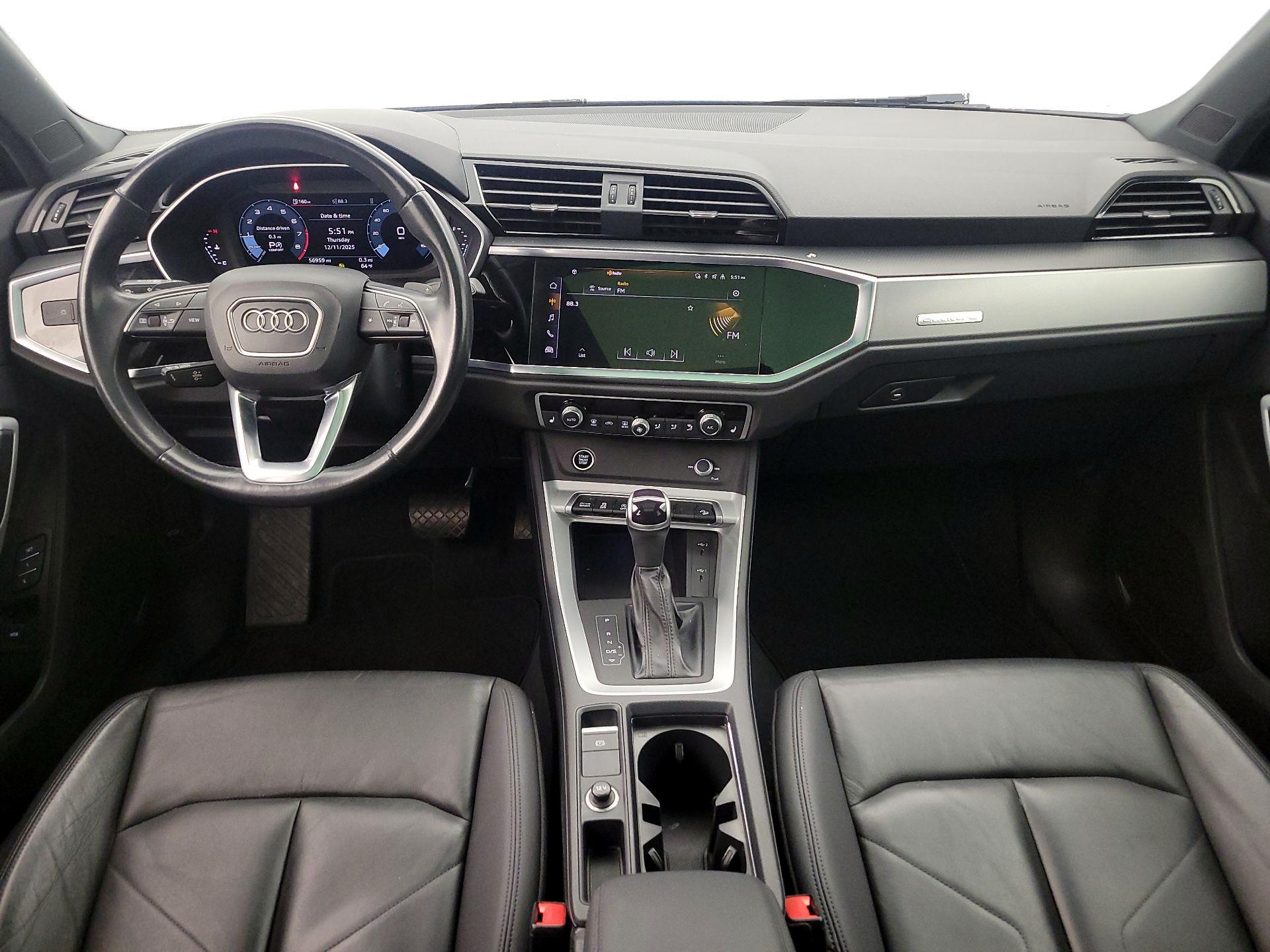 Thumbnail: 2023 Audi Q3 - 9