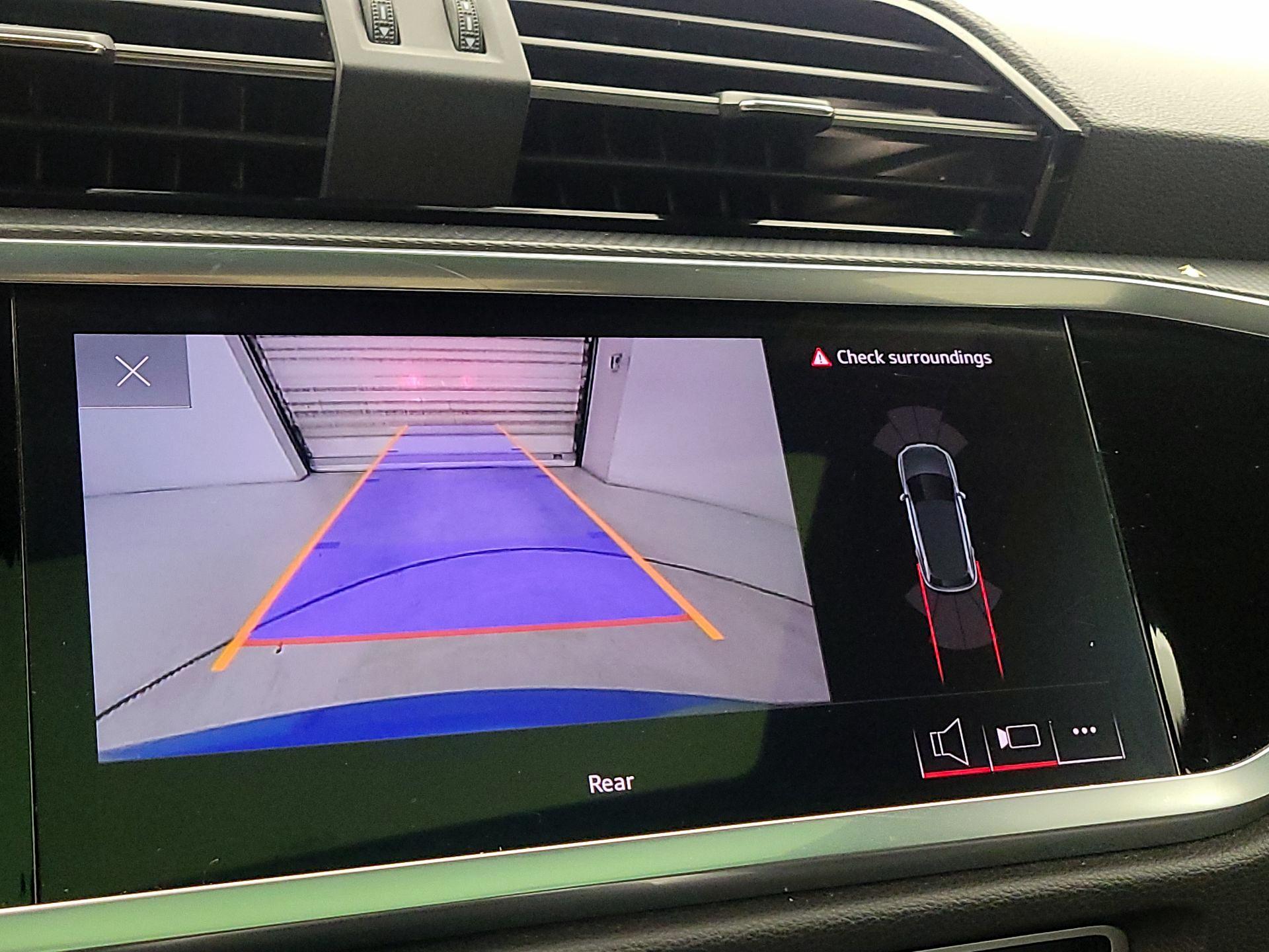 Thumbnail: 2023 Audi Q3 - 14