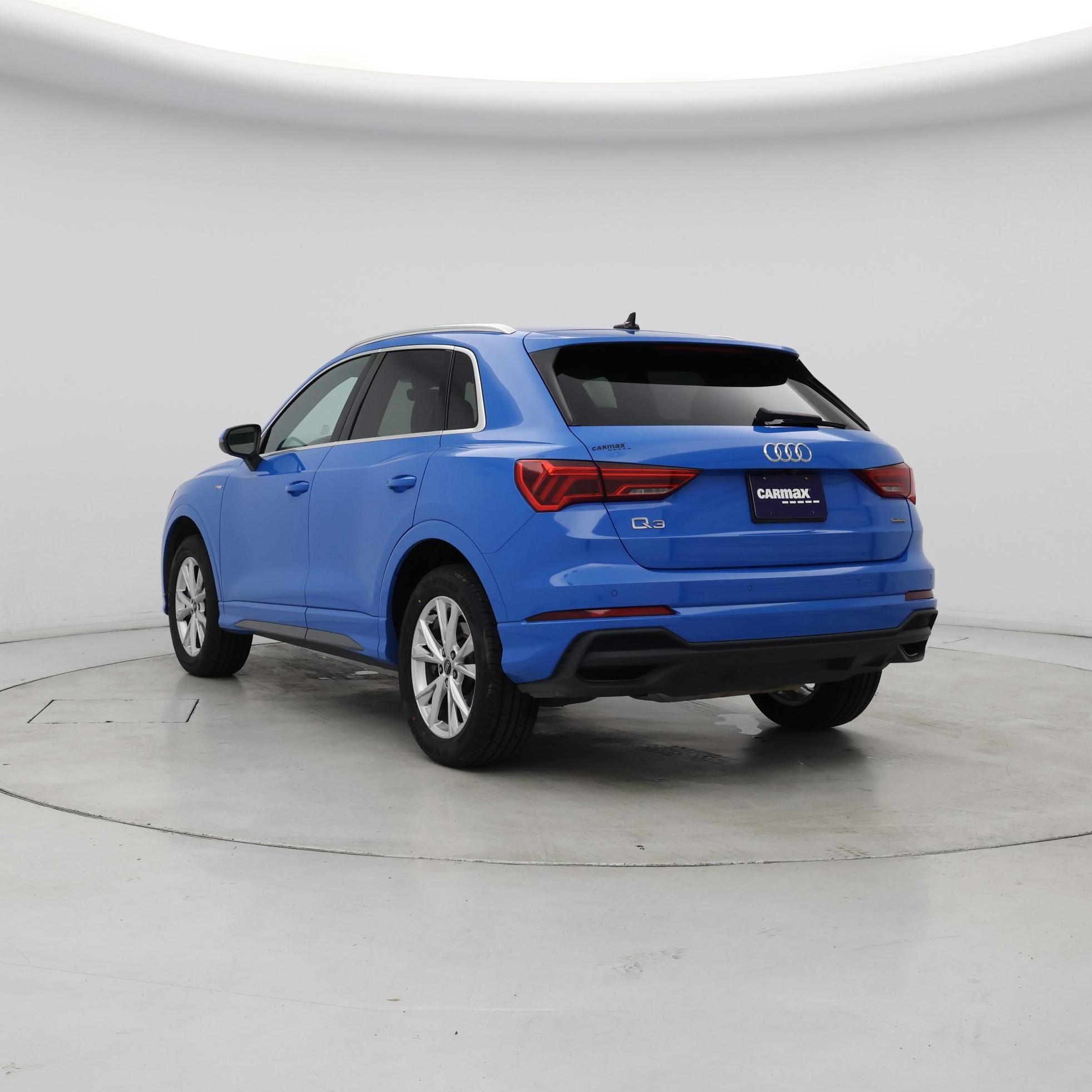 Thumbnail: 2023 Audi Q3 - 2