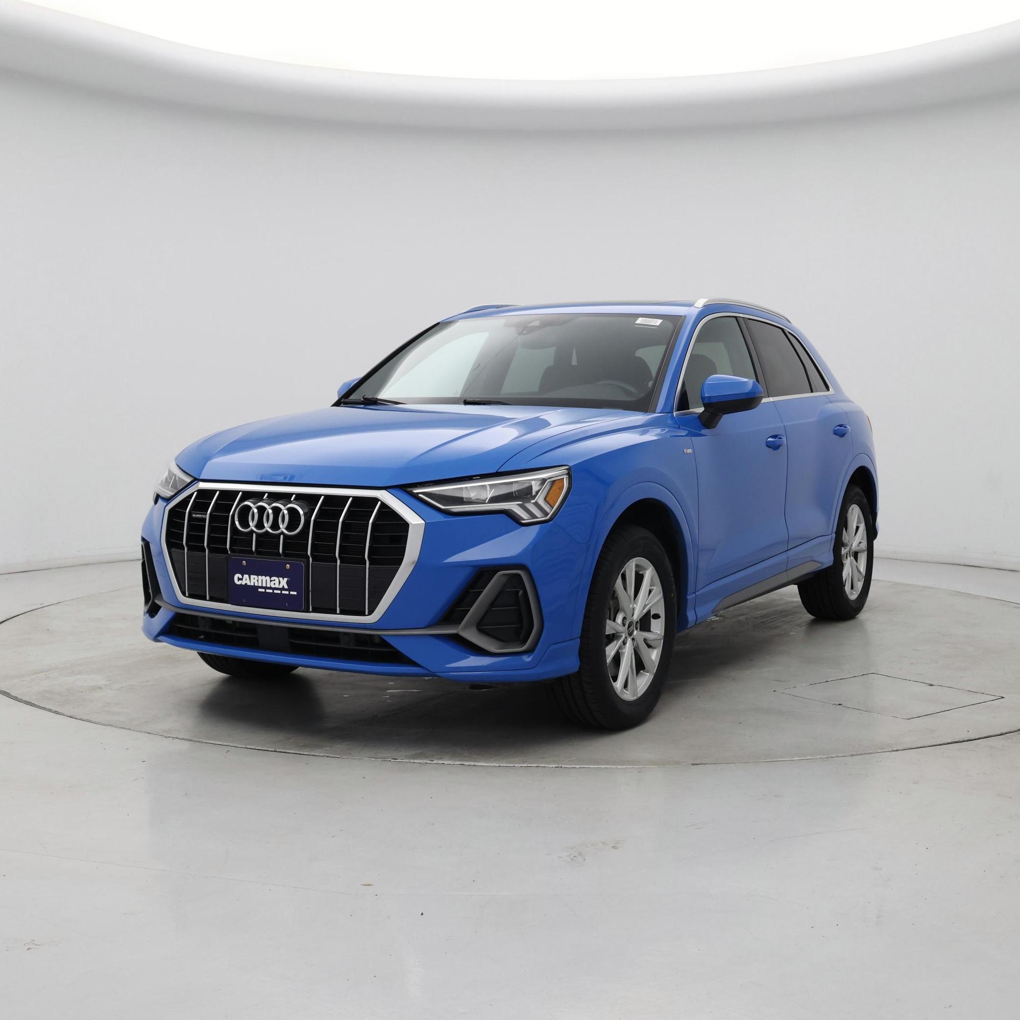 Thumbnail: 2023 Audi Q3 - 4