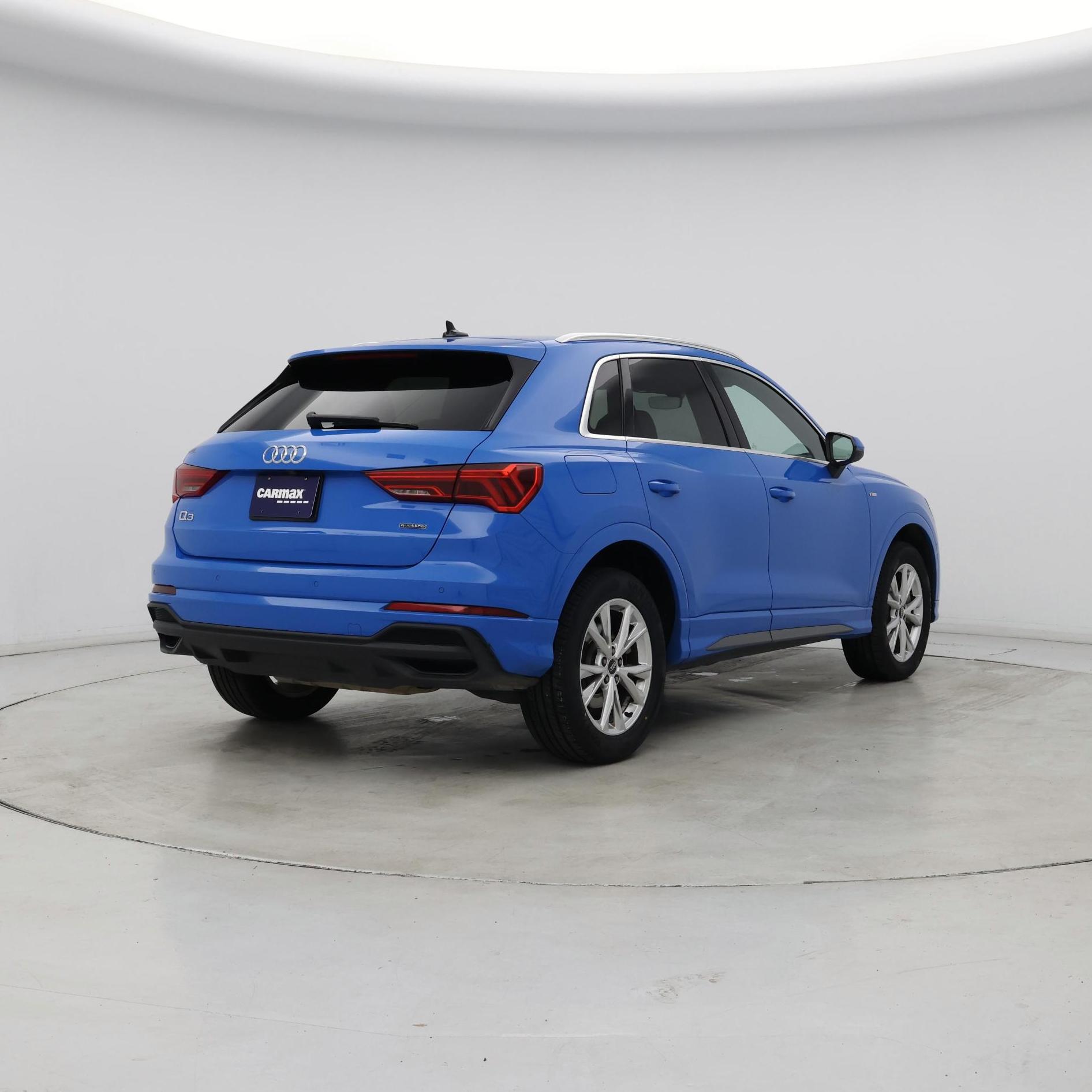 Thumbnail: 2023 Audi Q3 - 8