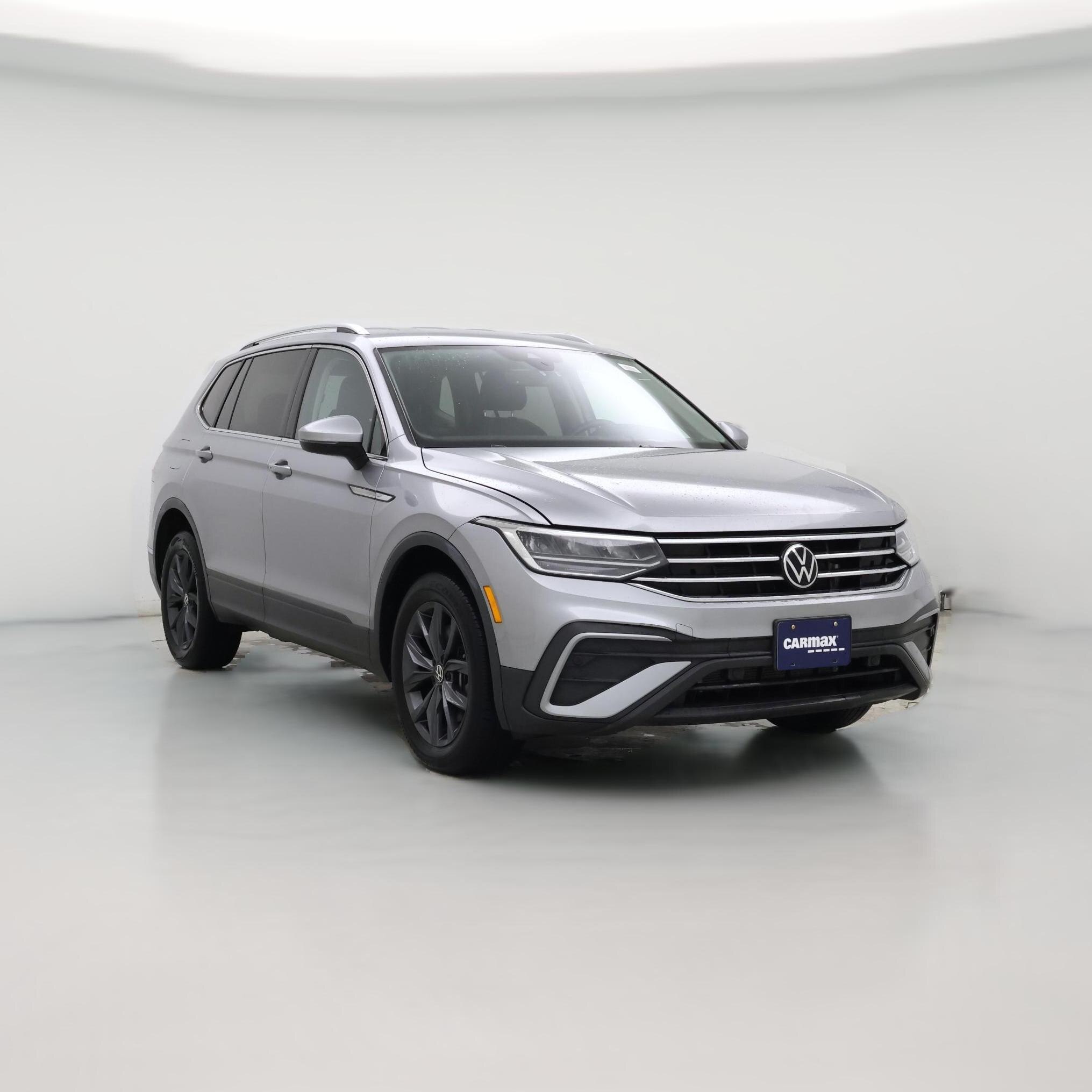 Thumbnail: 2022 Volkswagen Tiguan - 1