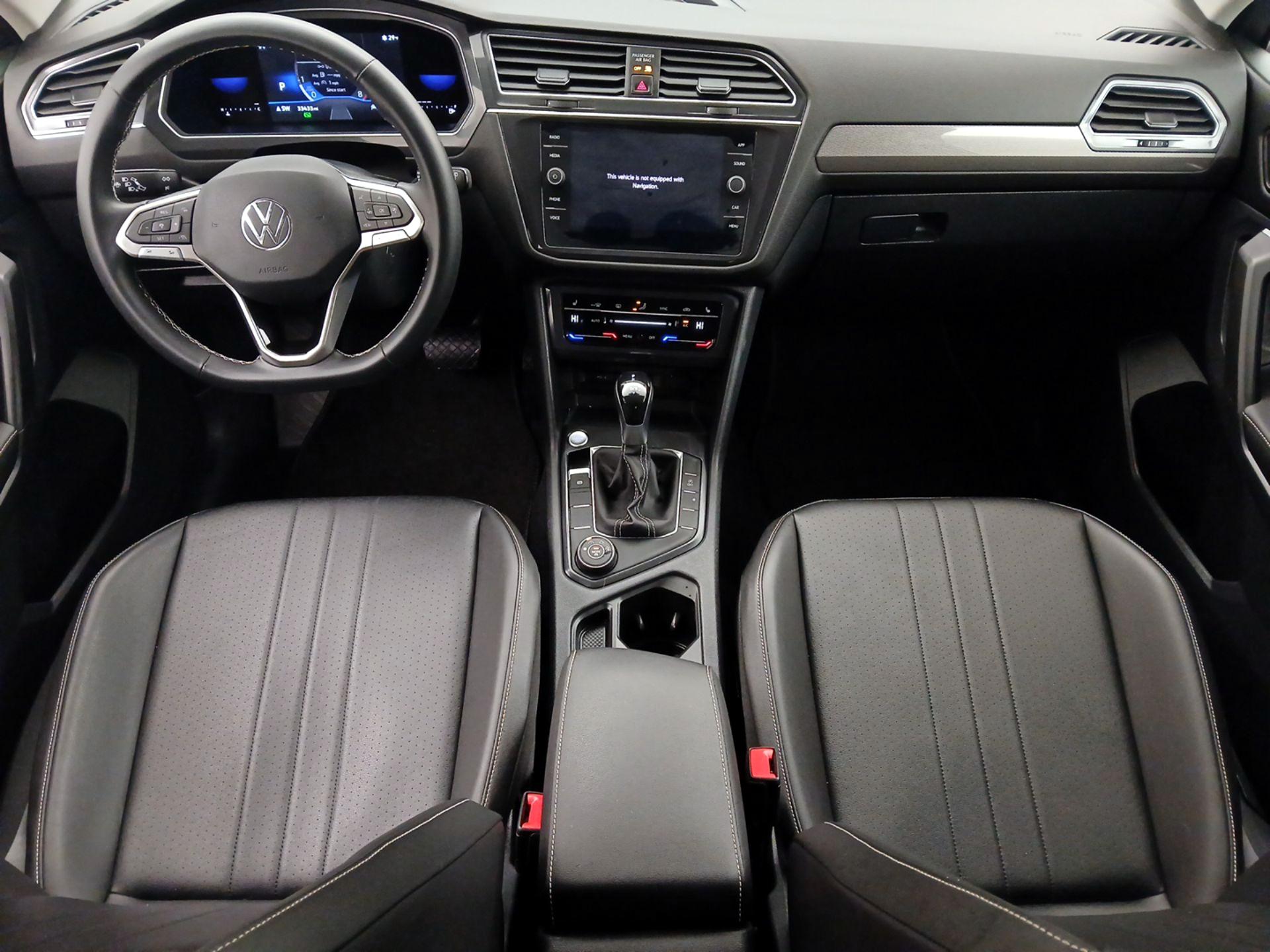 Thumbnail: 2022 Volkswagen Tiguan - 9