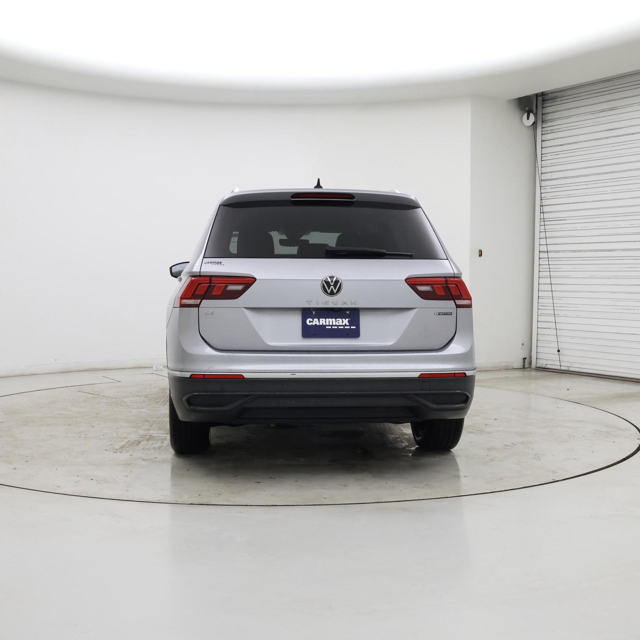 Thumbnail: 2022 Volkswagen Tiguan - 6