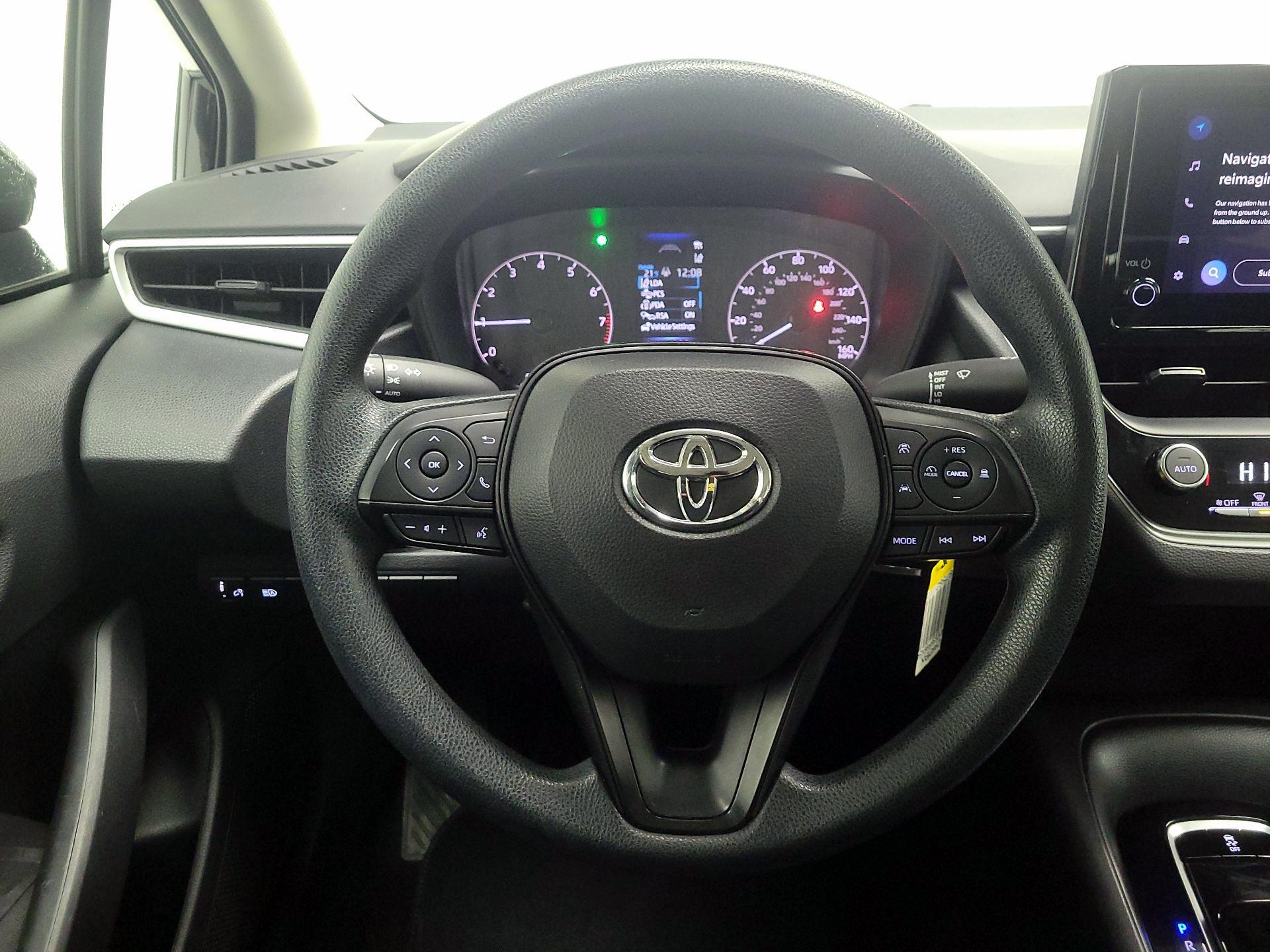 Thumbnail: 2023 Toyota Corolla - 10