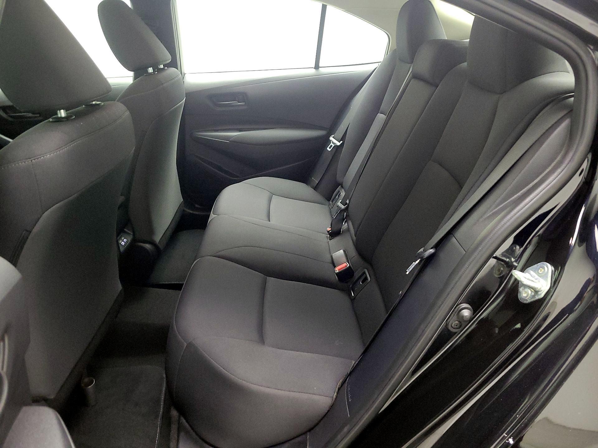 Thumbnail: 2023 Toyota Corolla - 17