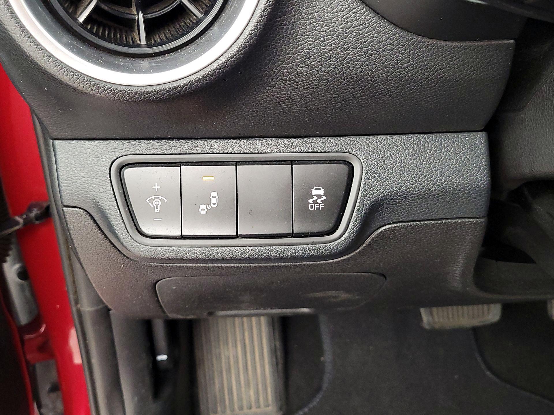 Thumbnail: 2023 Kia Forte - 13