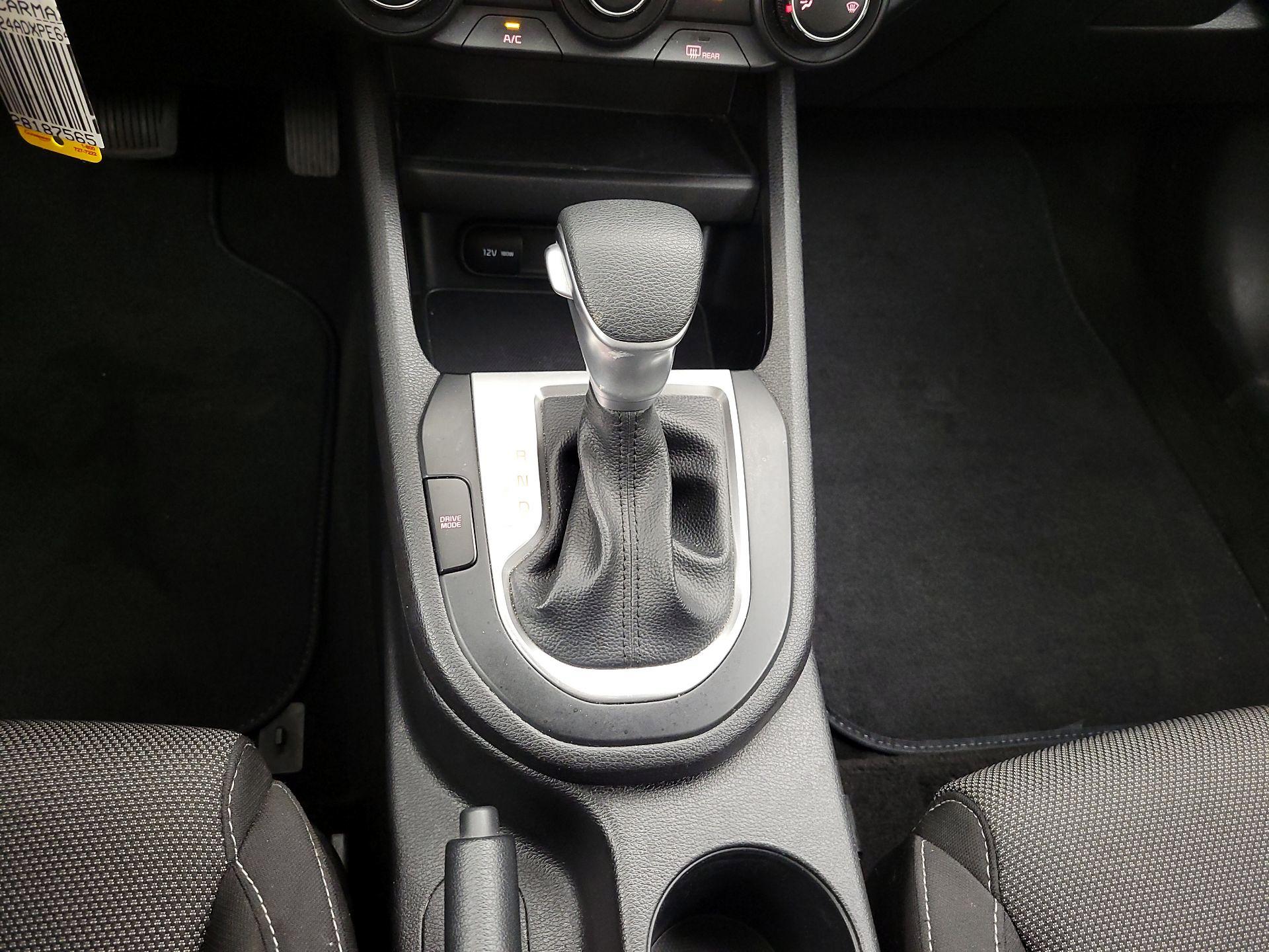 Thumbnail: 2023 Kia Forte - 17