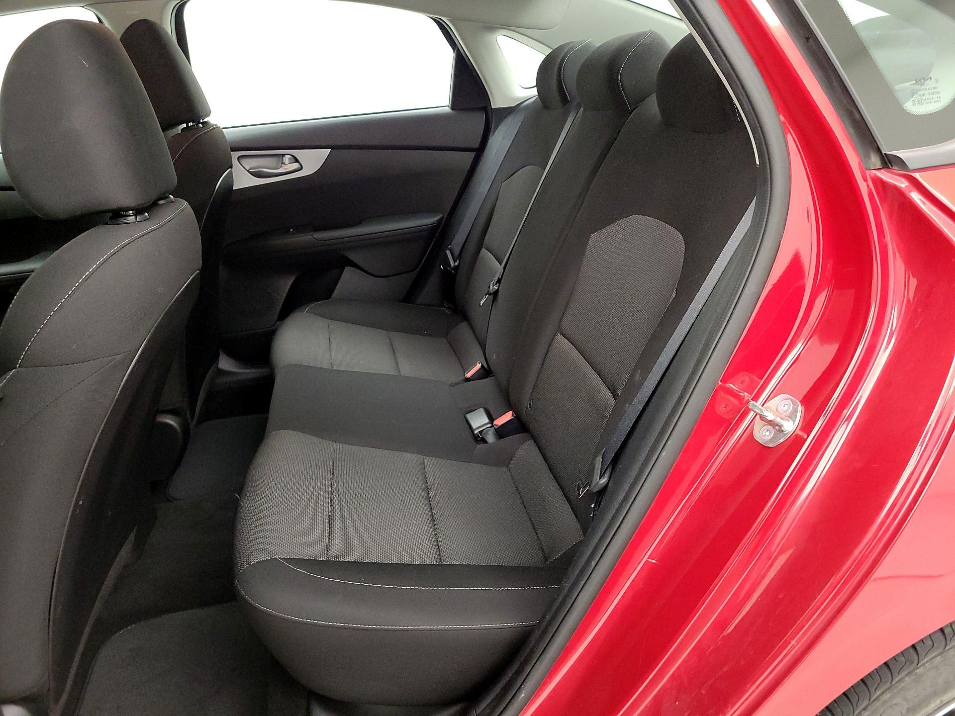 Thumbnail: 2023 Kia Forte - 19