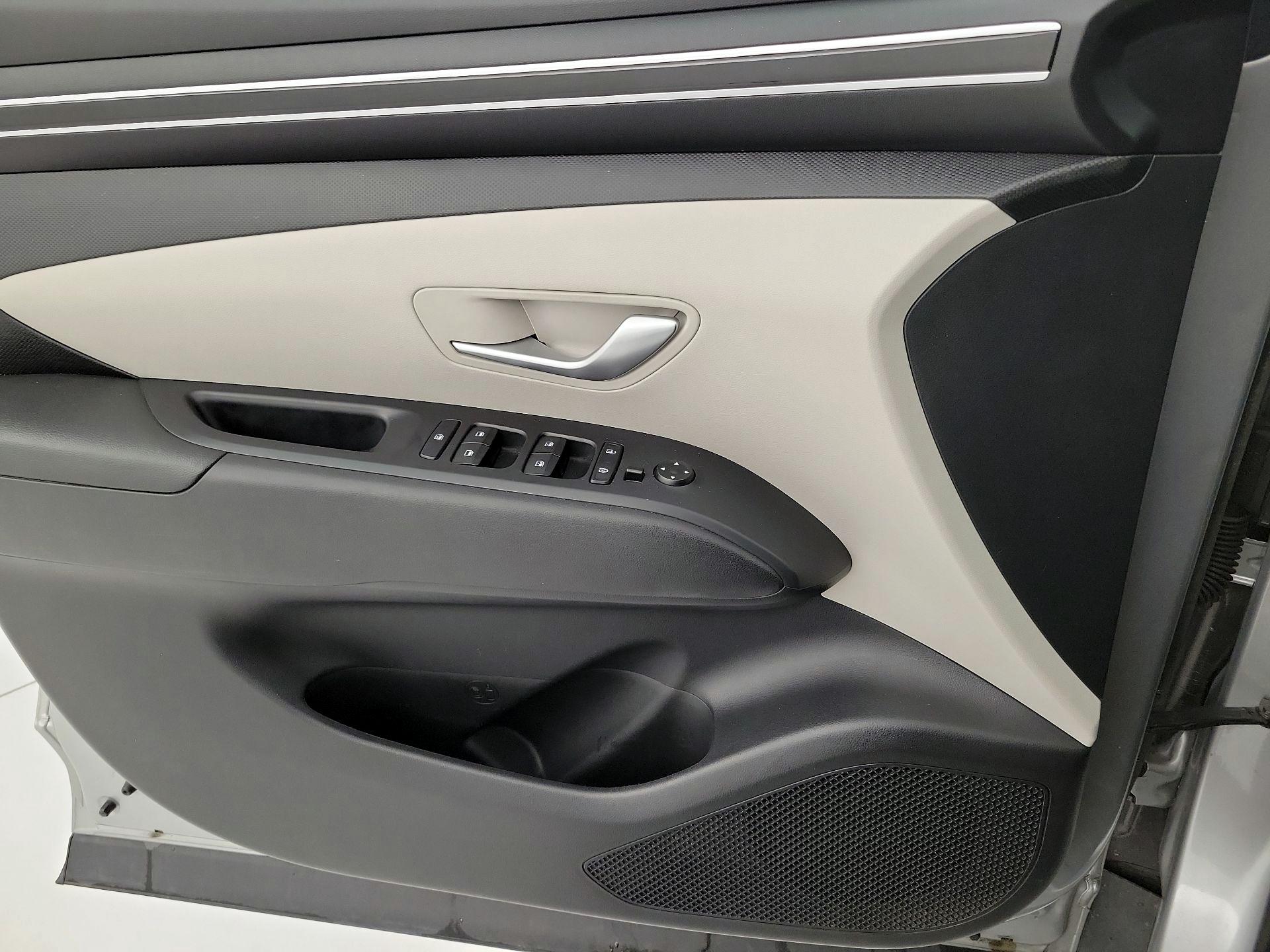 Thumbnail: 2022 Hyundai Tucson - 12