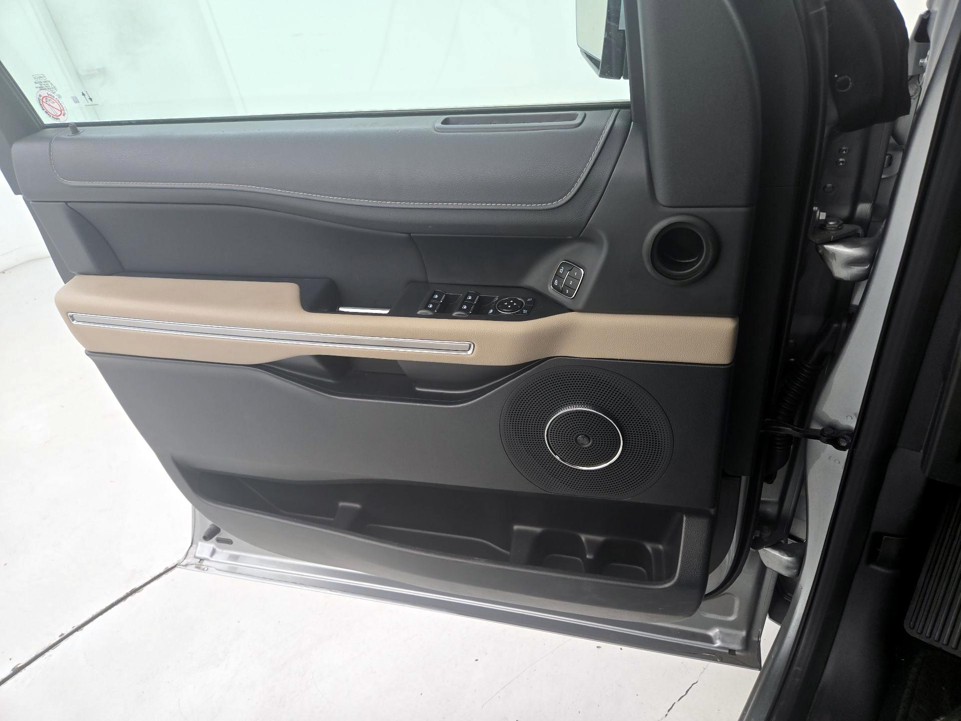 Thumbnail: 2024 Ford Expedition MAX - 12