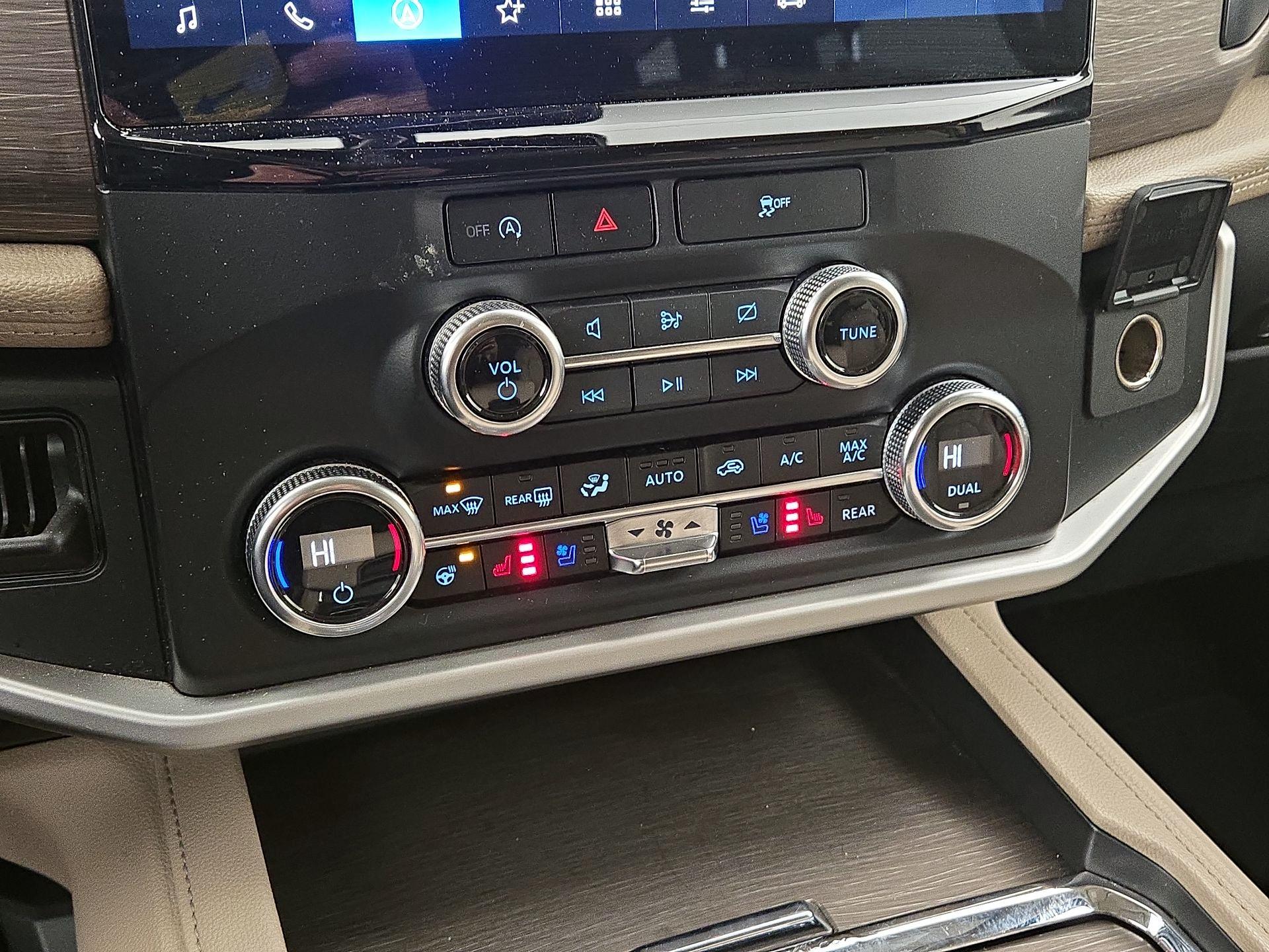 Thumbnail: 2024 Ford Expedition MAX - 17