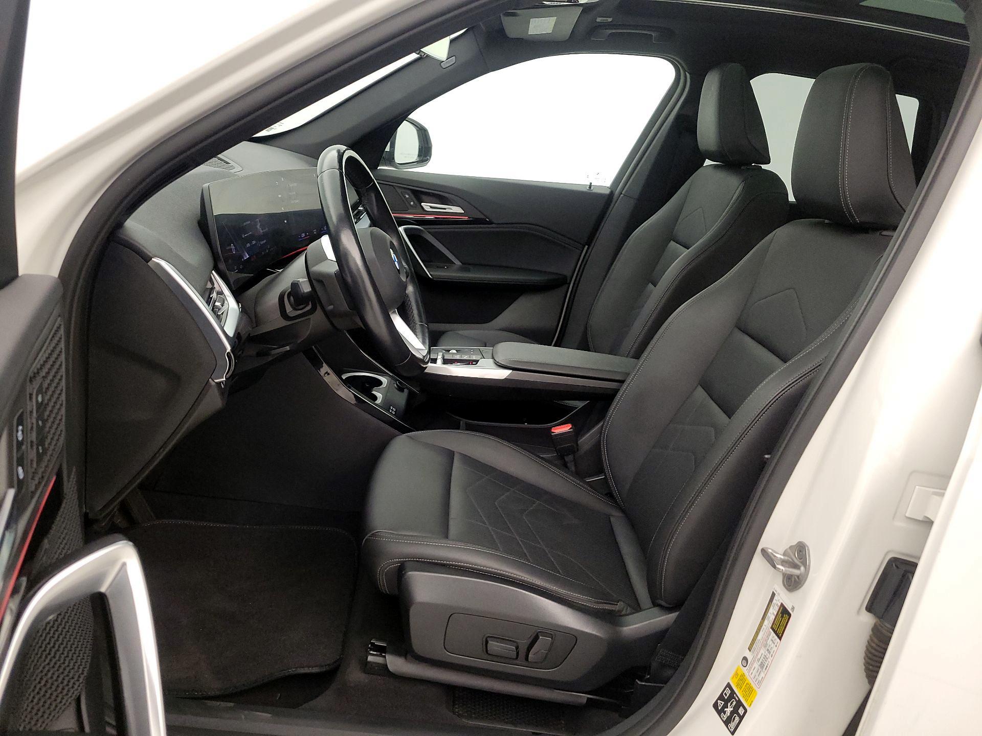 Thumbnail: 2023 BMW X1 - 11