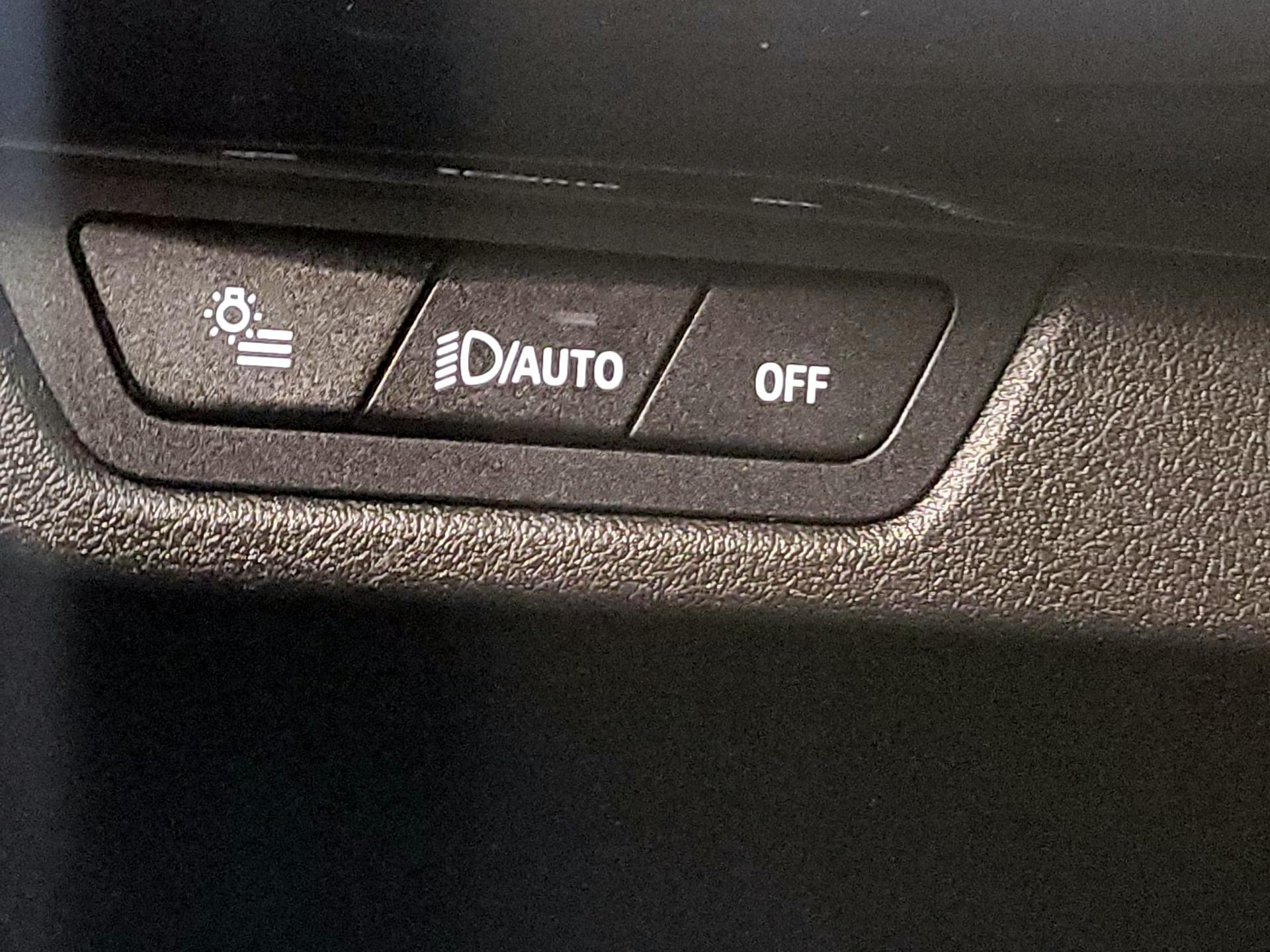 Thumbnail: 2023 BMW X1 - 13