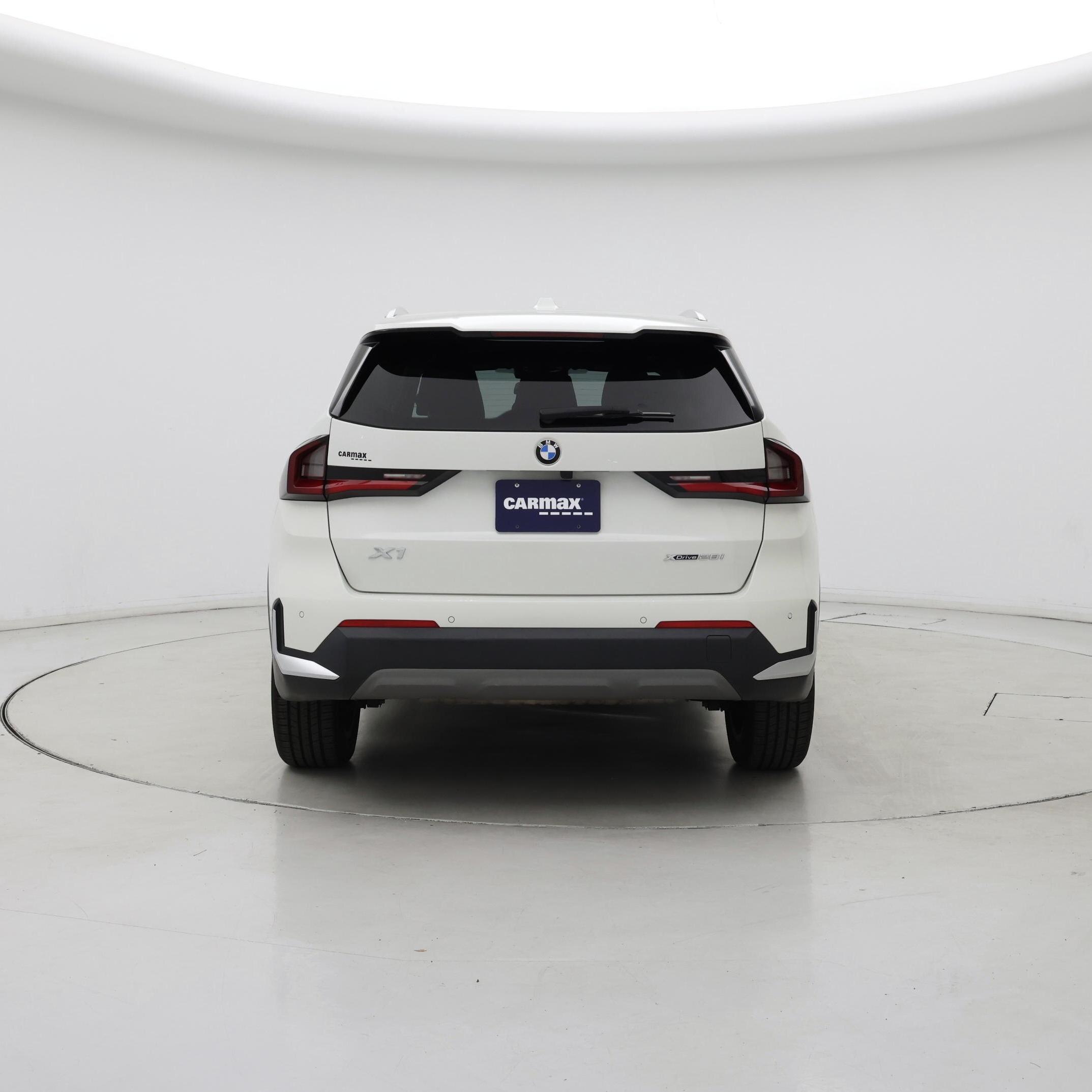 Thumbnail: 2023 BMW X1 - 6