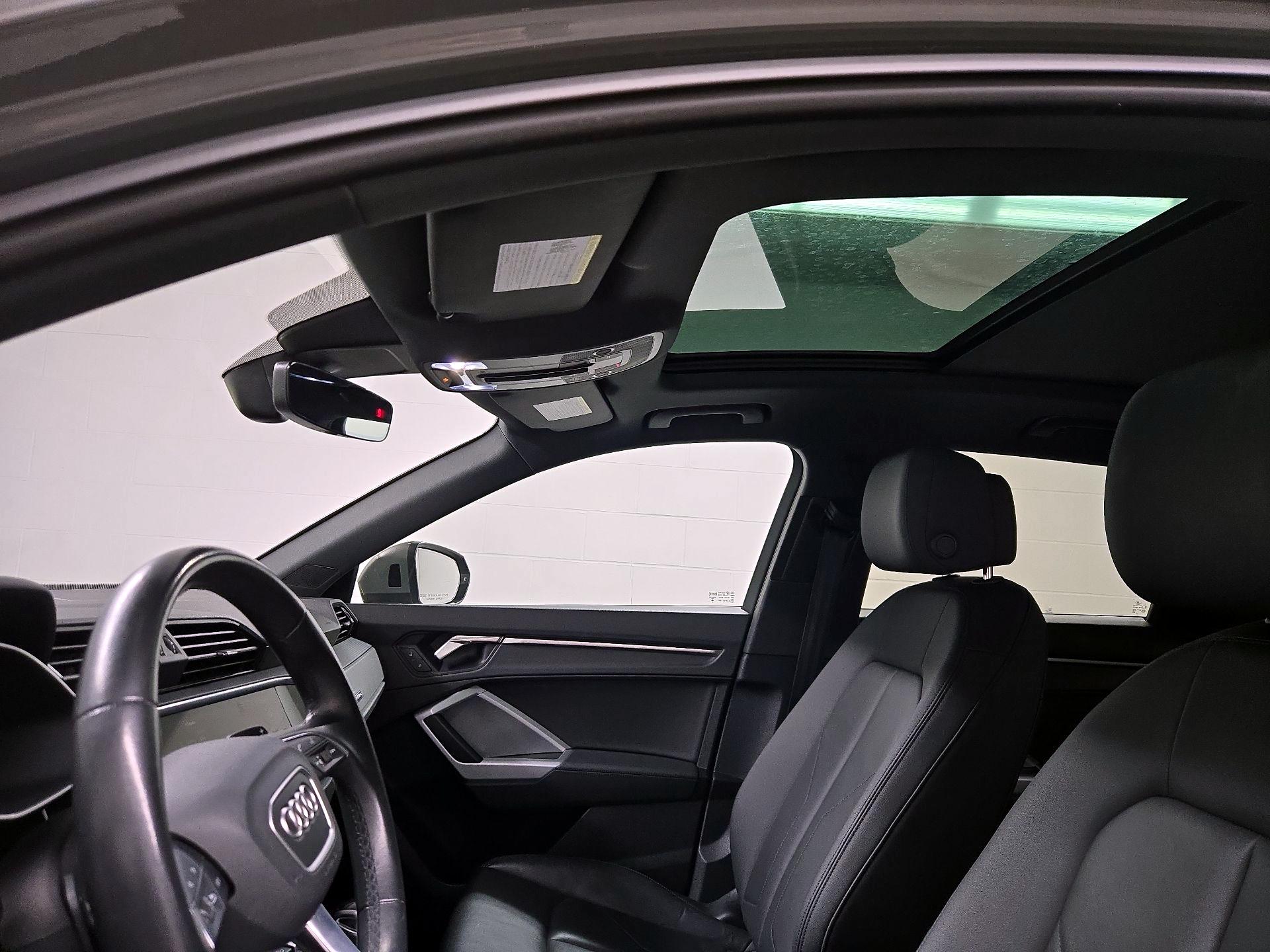 Thumbnail: 2023 Audi Q3 - 19