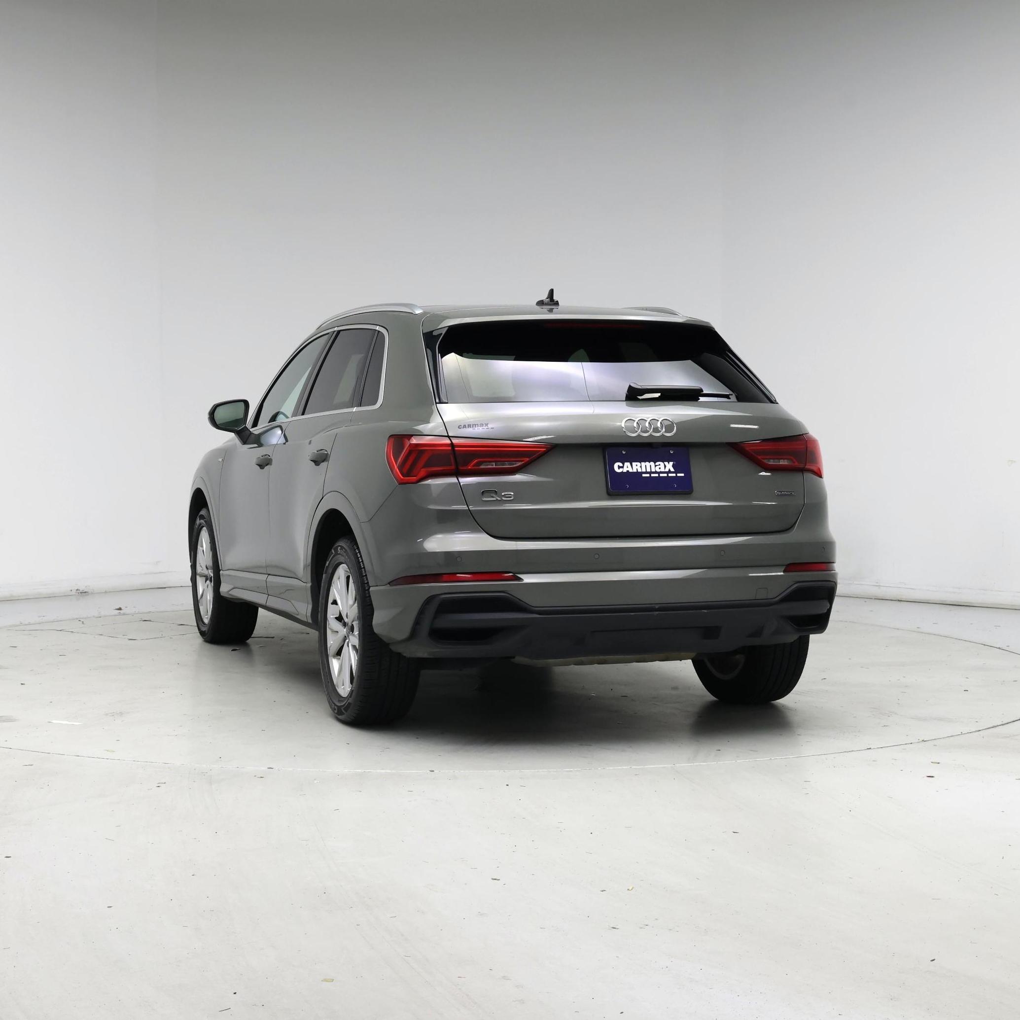 Thumbnail: 2023 Audi Q3 - 6