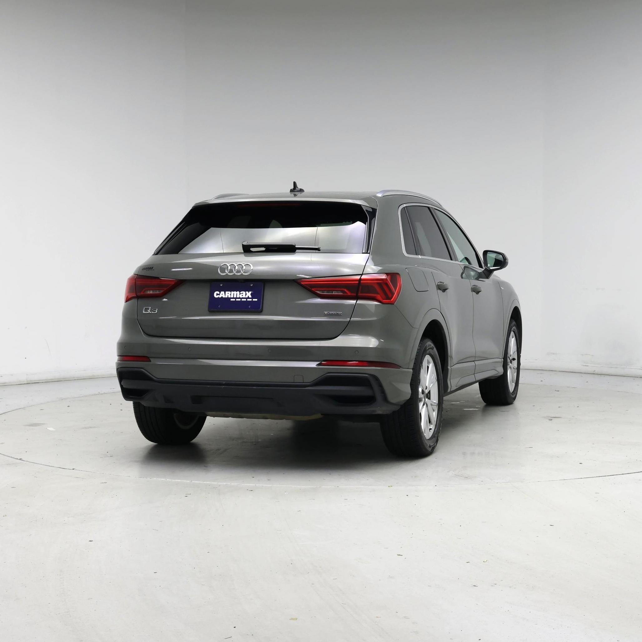 Thumbnail: 2023 Audi Q3 - 8