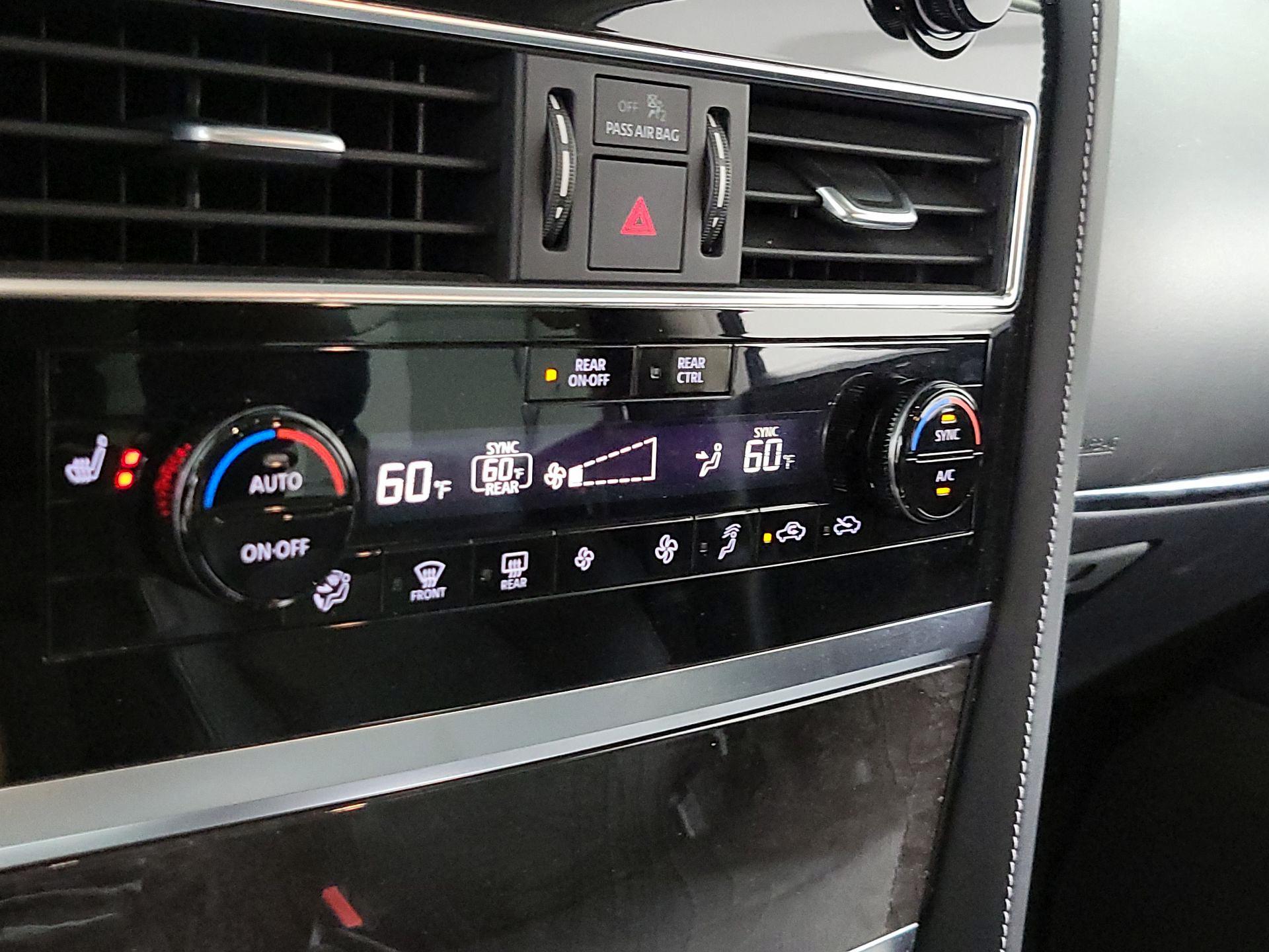 Thumbnail: 2024 INFINITI QX80 - 13