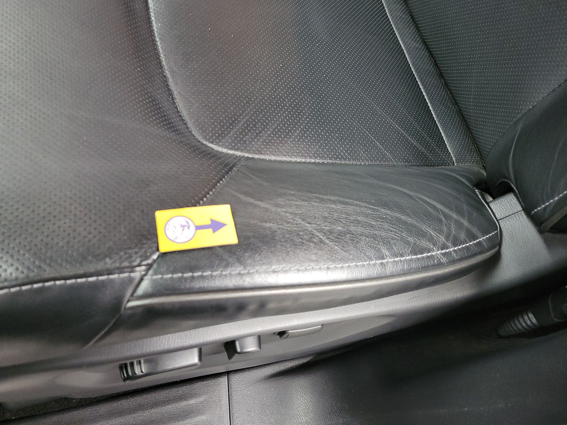 Thumbnail: 2024 INFINITI QX80 - 19