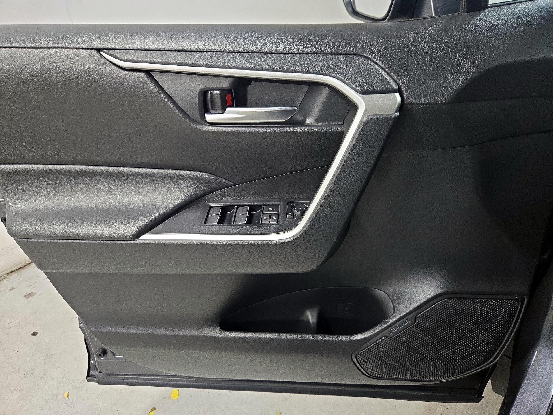 Thumbnail: 2023 Toyota RAV4 - 12