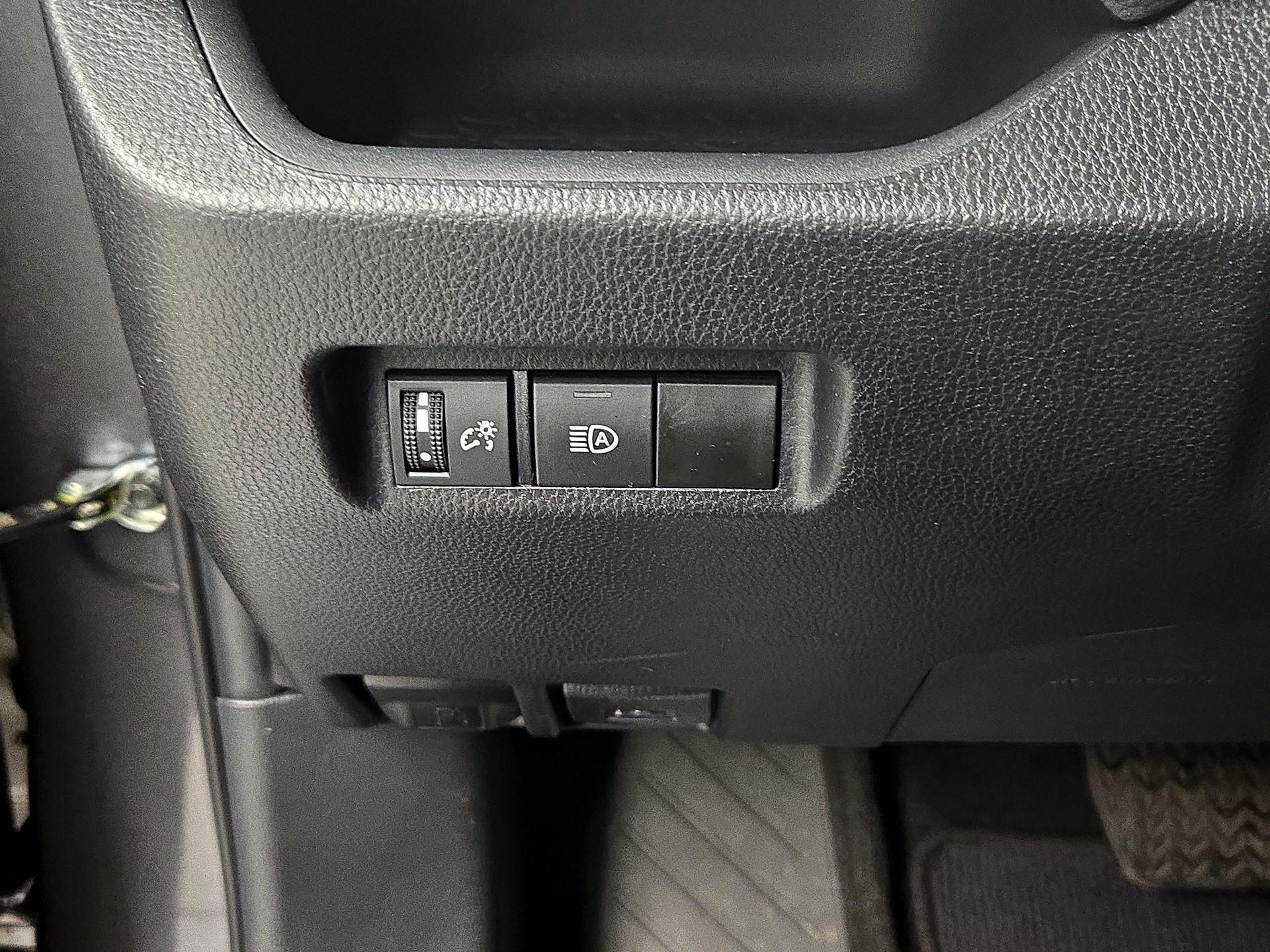 Thumbnail: 2023 Toyota RAV4 - 13