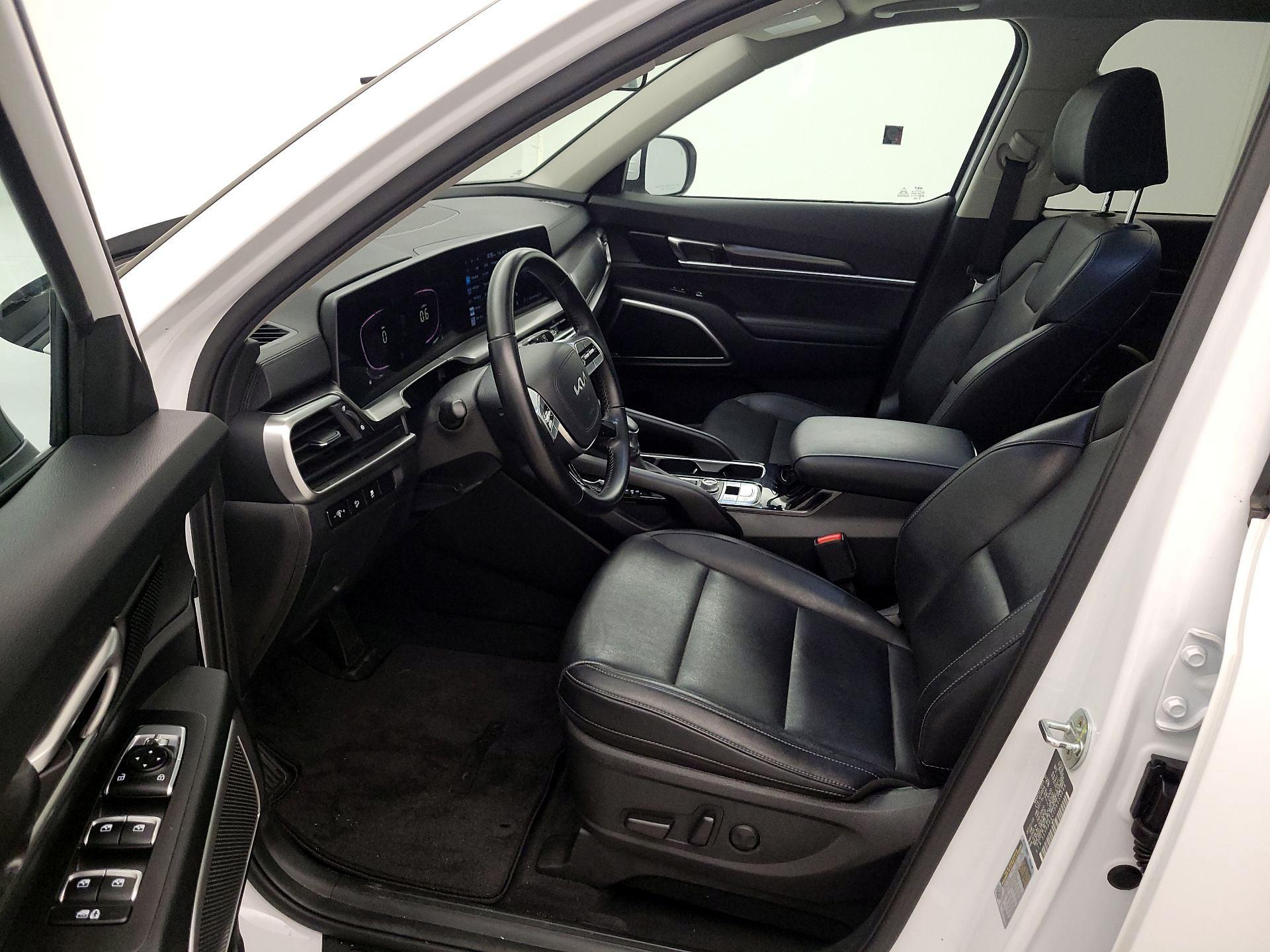 Thumbnail: 2023 Kia Telluride - 11