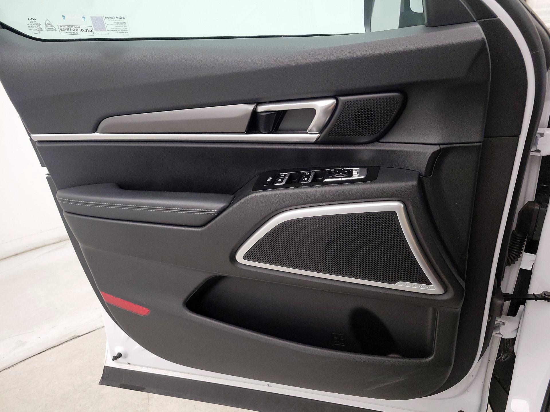 Thumbnail: 2023 Kia Telluride - 12