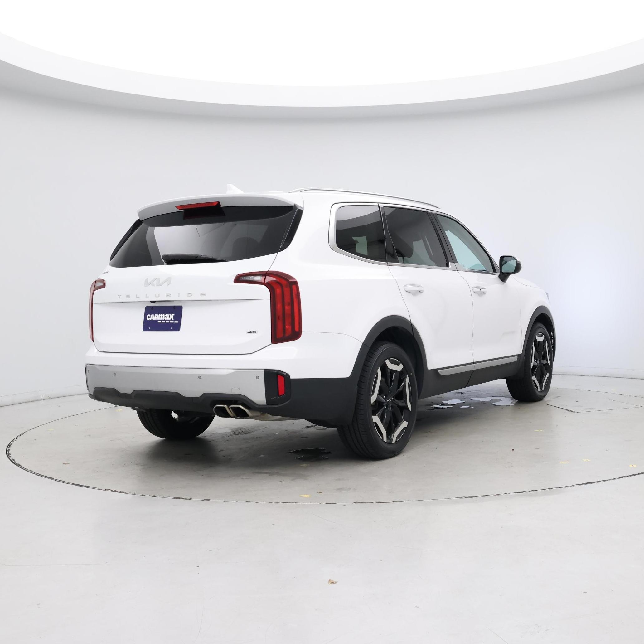 Thumbnail: 2023 Kia Telluride - 8