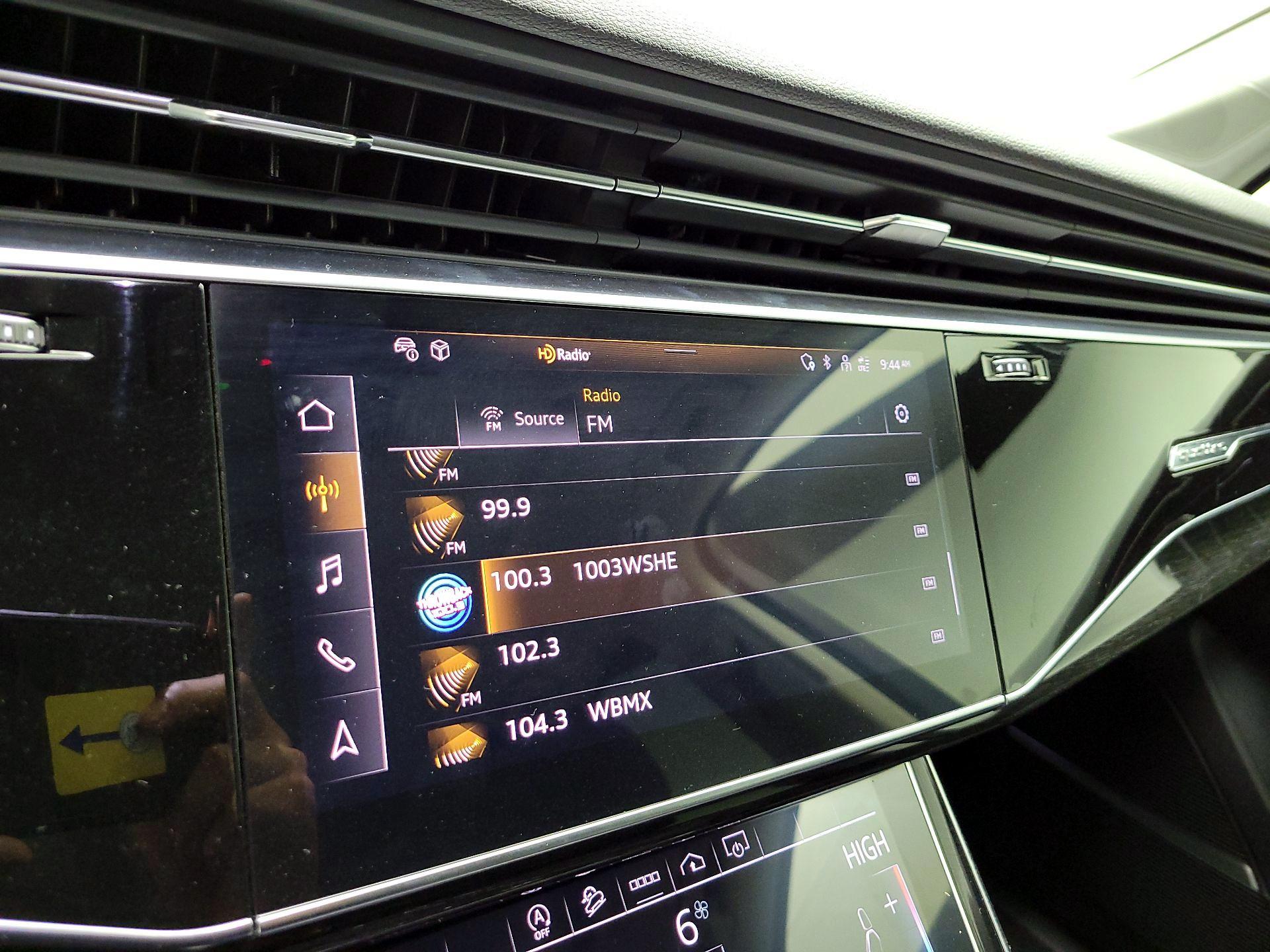 Thumbnail: 2023 Audi Q7 - 15