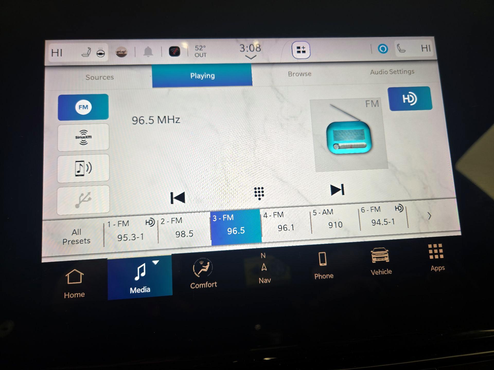 Thumbnail: 2024 Jeep Wagoneer - 16