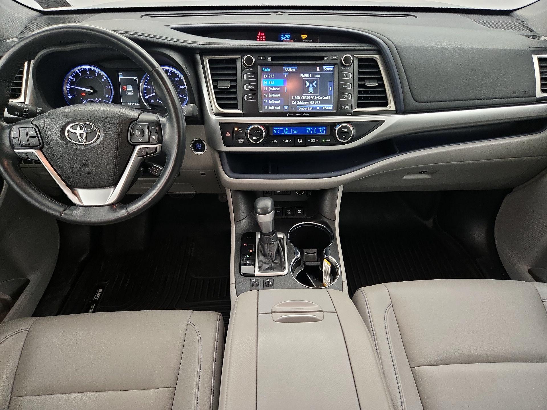 Thumbnail: 2018 Toyota Highlander - 9