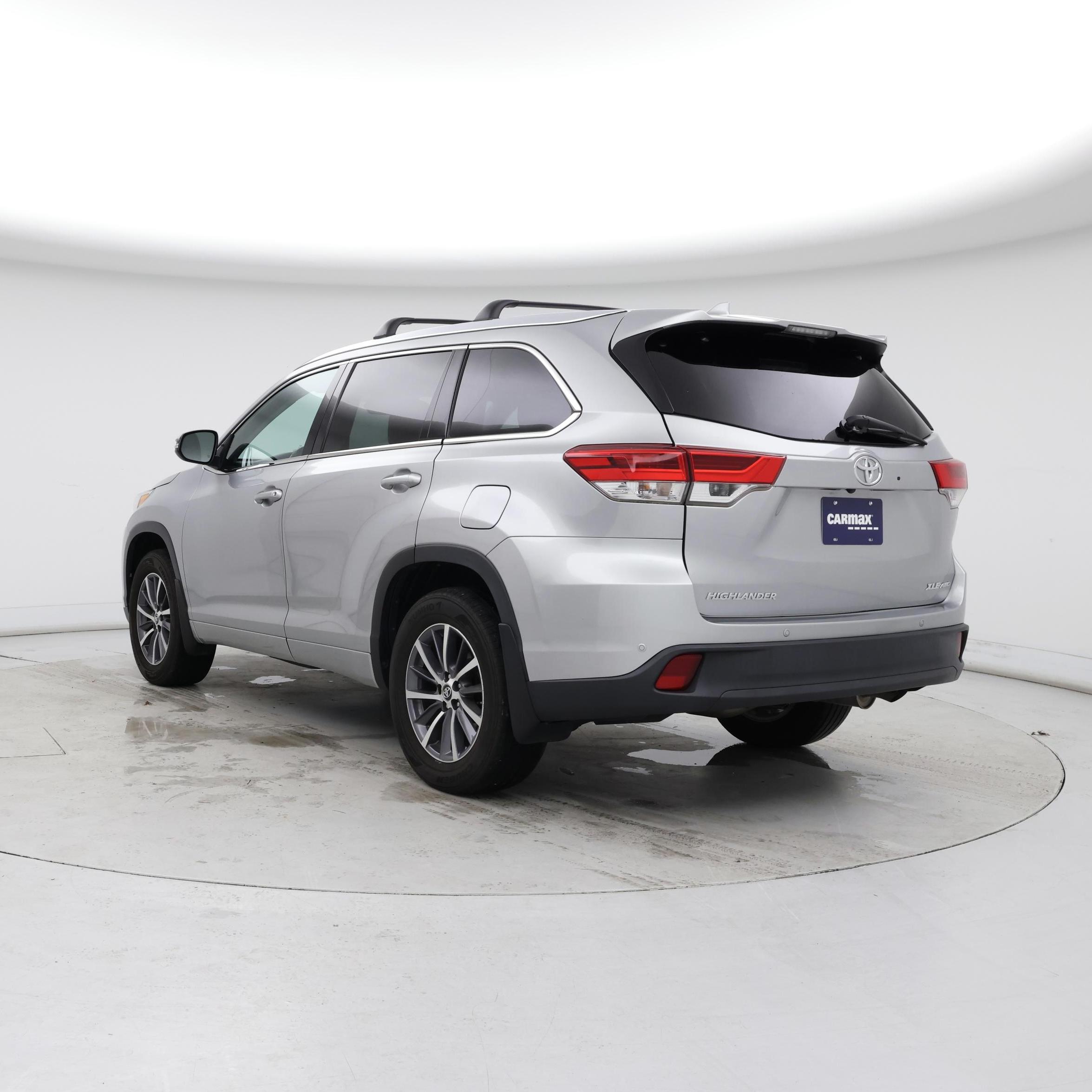 Thumbnail: 2018 Toyota Highlander - 2