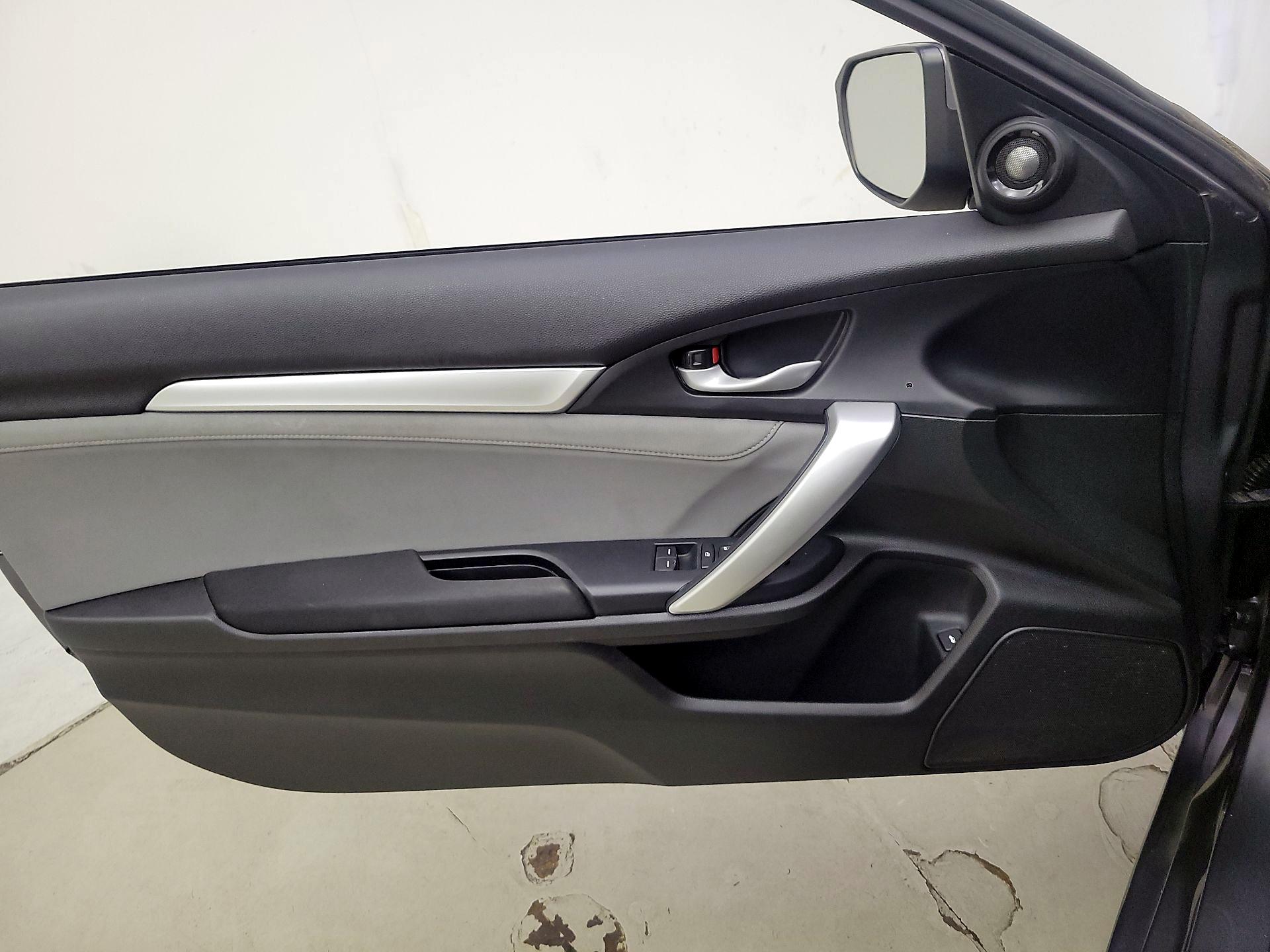 Thumbnail: 2017 Honda Civic - 12