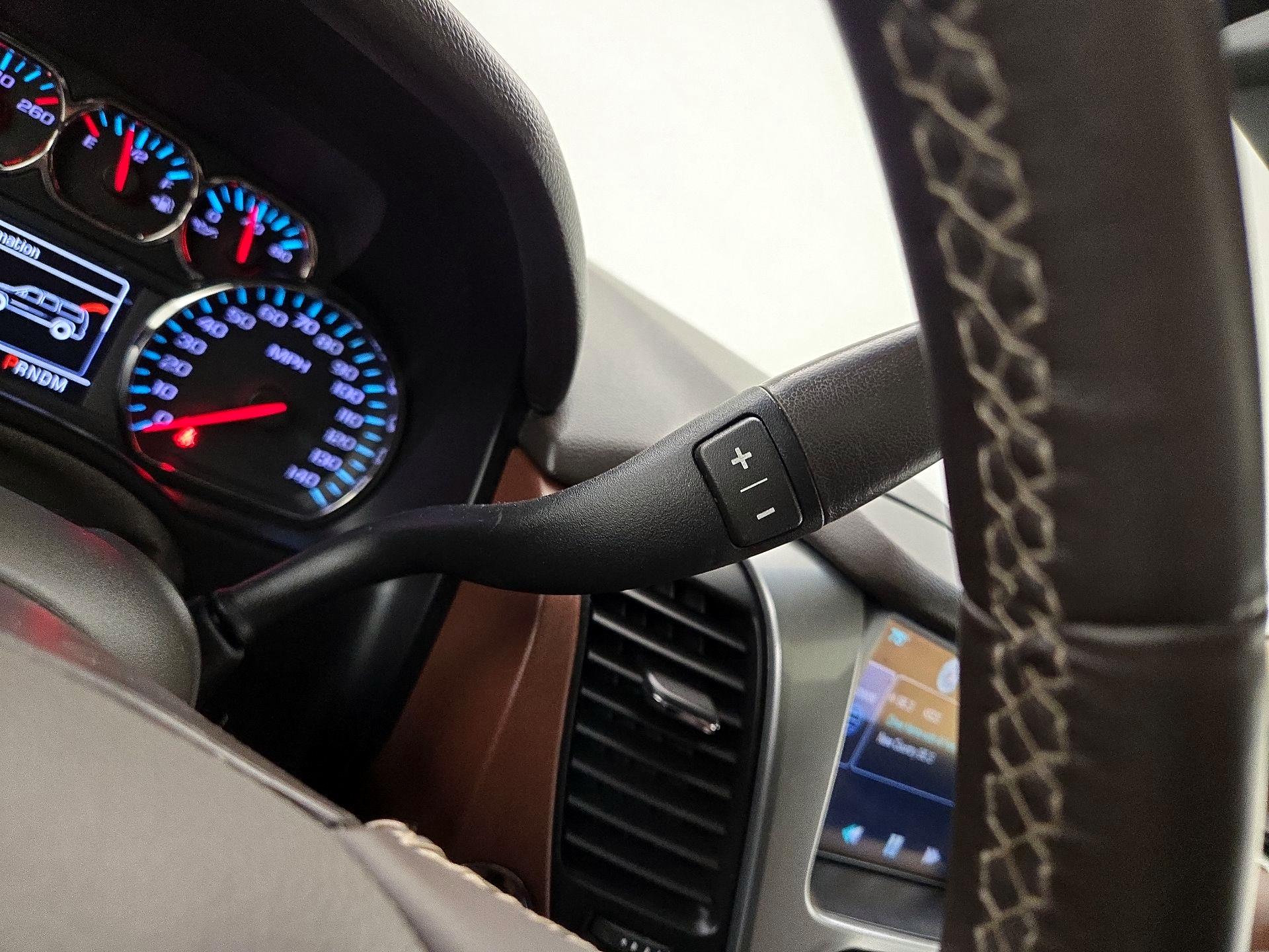 Thumbnail: 2015 Chevrolet Tahoe - 18