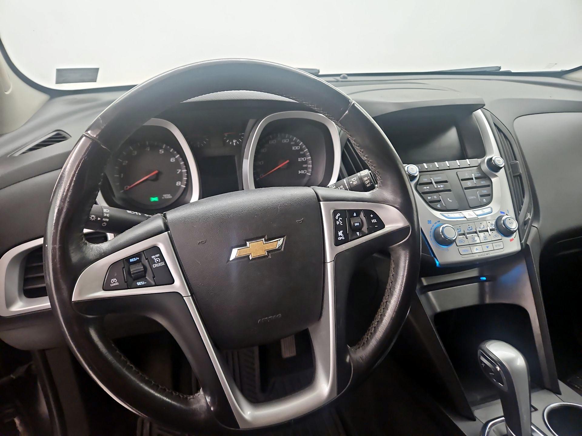 Thumbnail: 2015 Chevrolet Equinox - 10