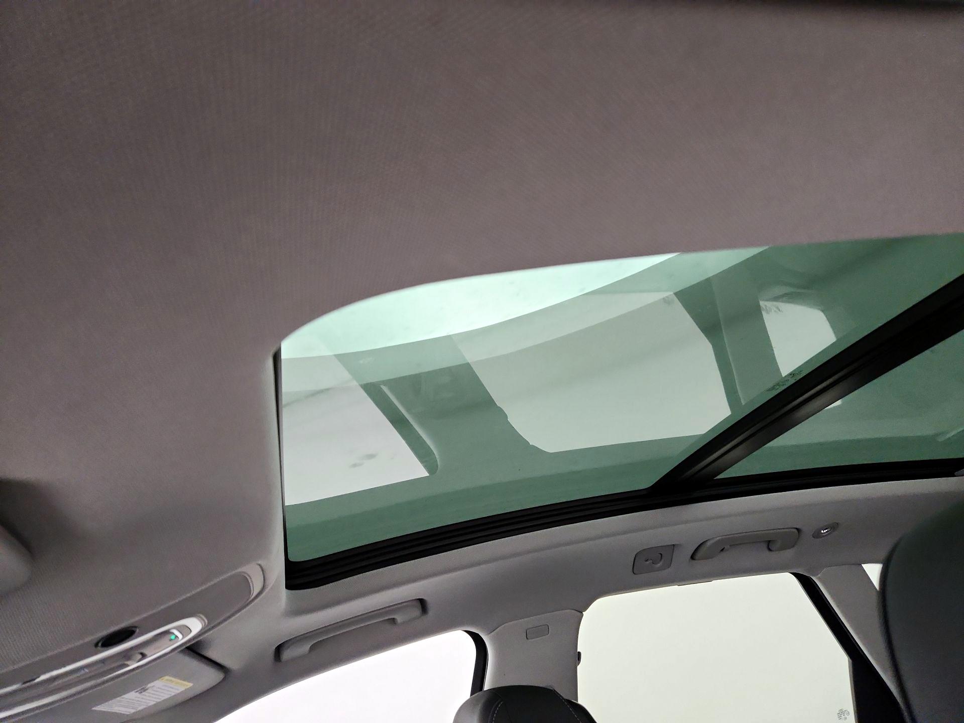 Thumbnail: 2022 Audi Q5 - 20