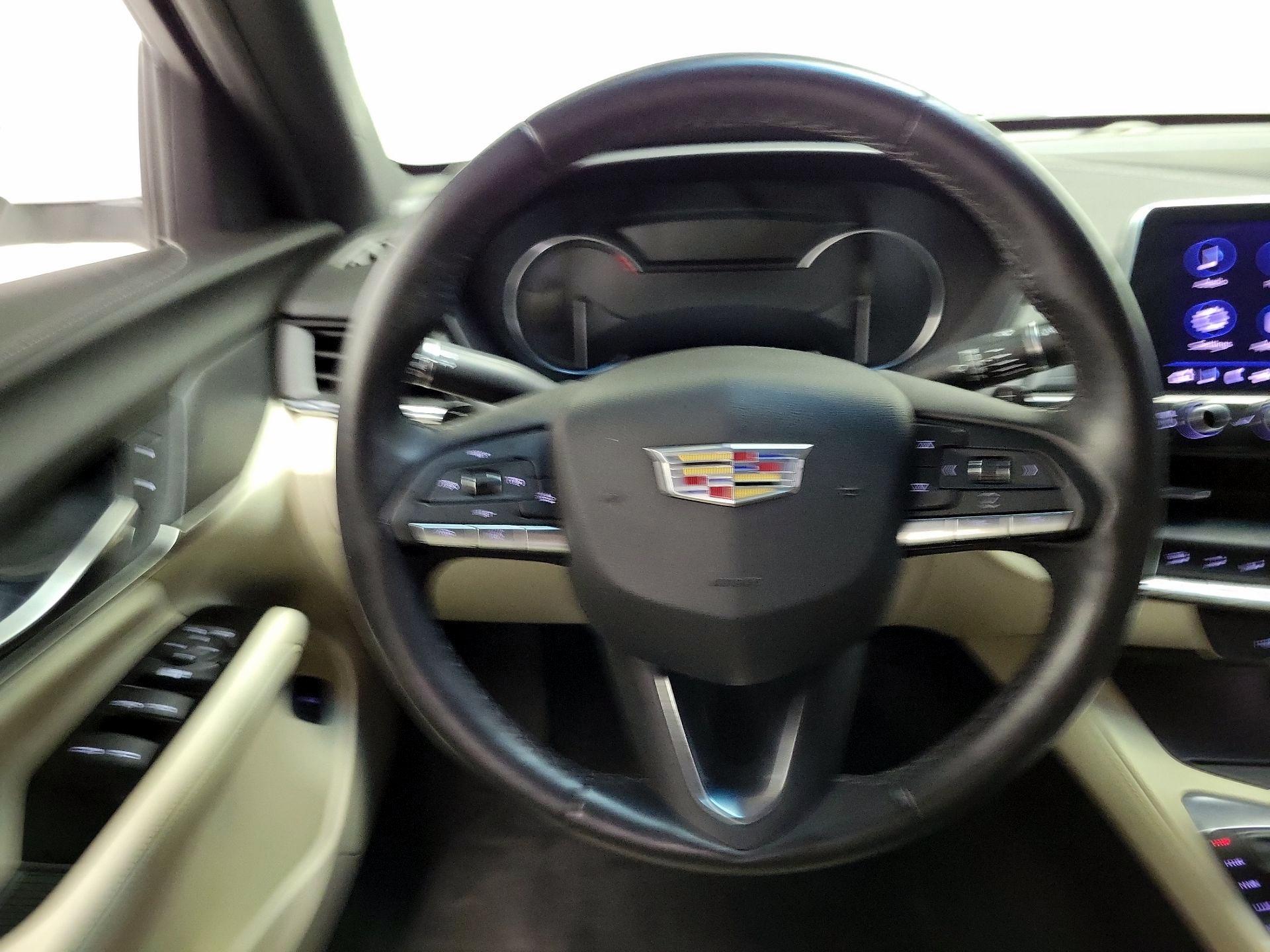 Thumbnail: 2023 Cadillac CT4 - 10