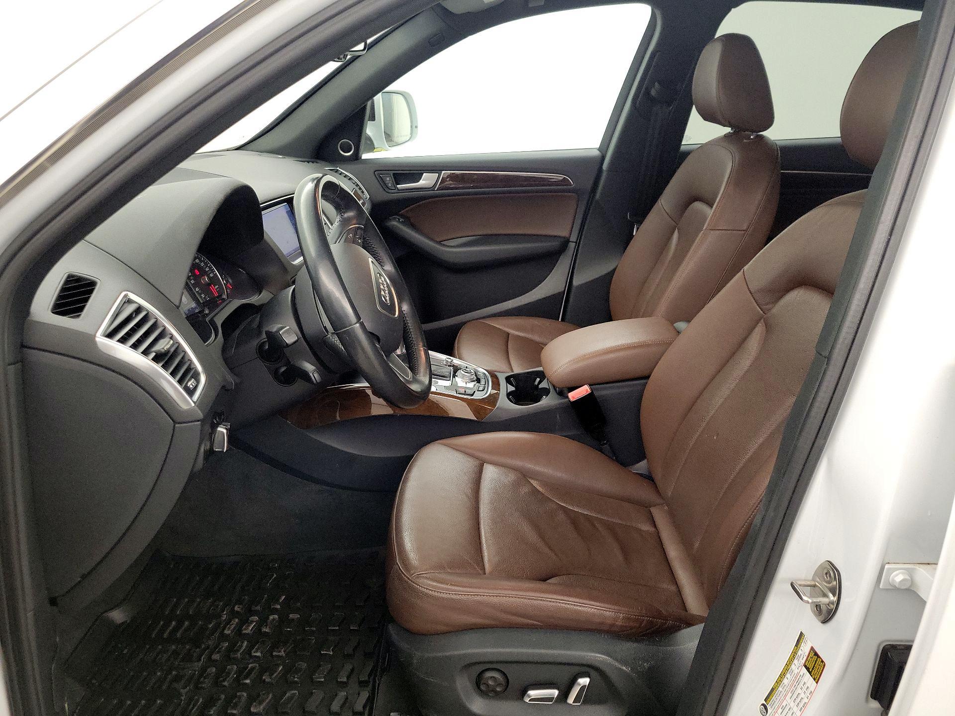 Thumbnail: 2015 Audi Q5 - 11