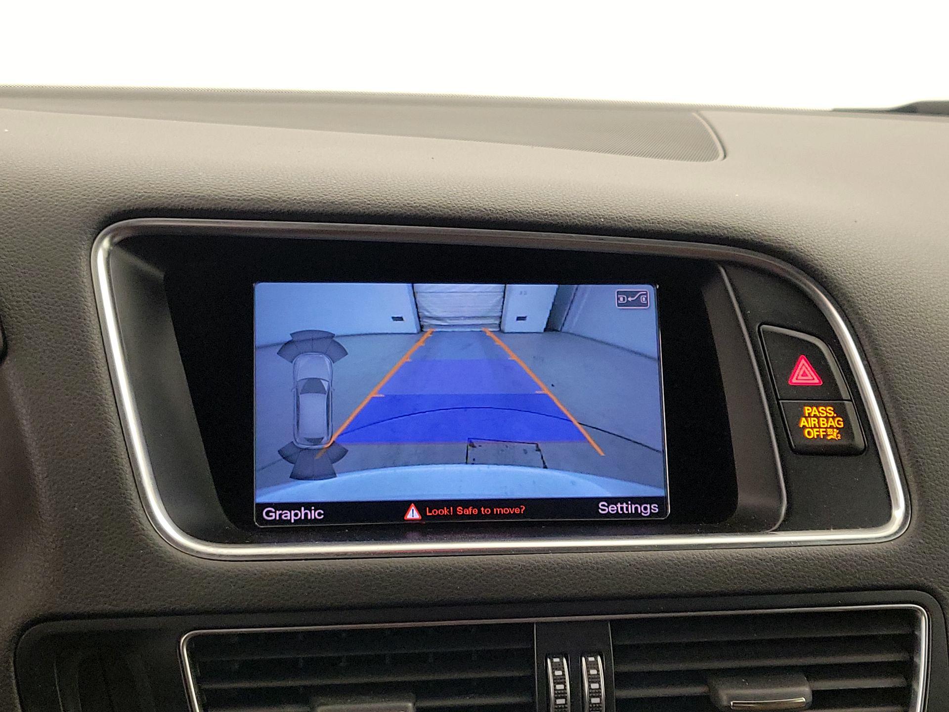 Thumbnail: 2015 Audi Q5 - 15