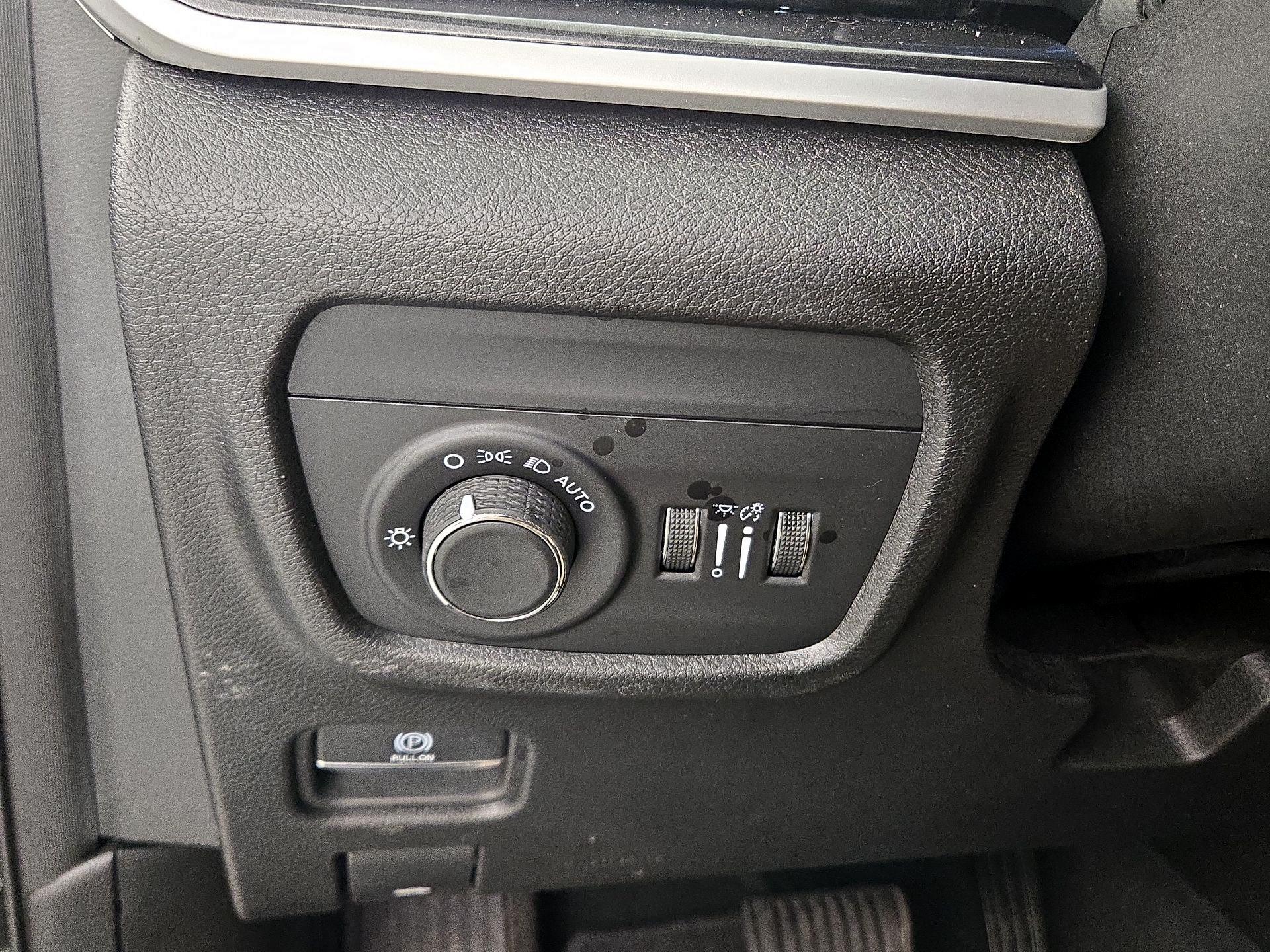 Thumbnail: 2023 Jeep Grand Cherokee - 13