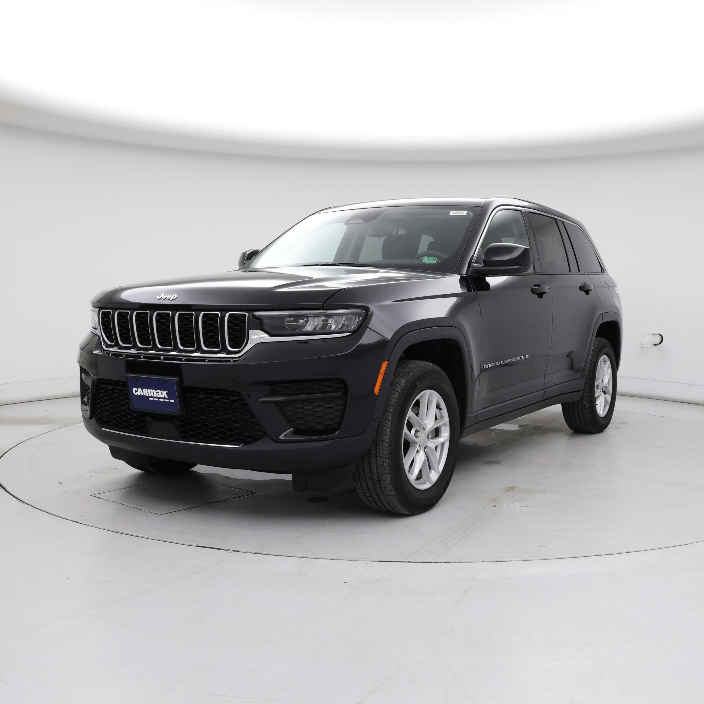 Thumbnail: 2023 Jeep Grand Cherokee - 4