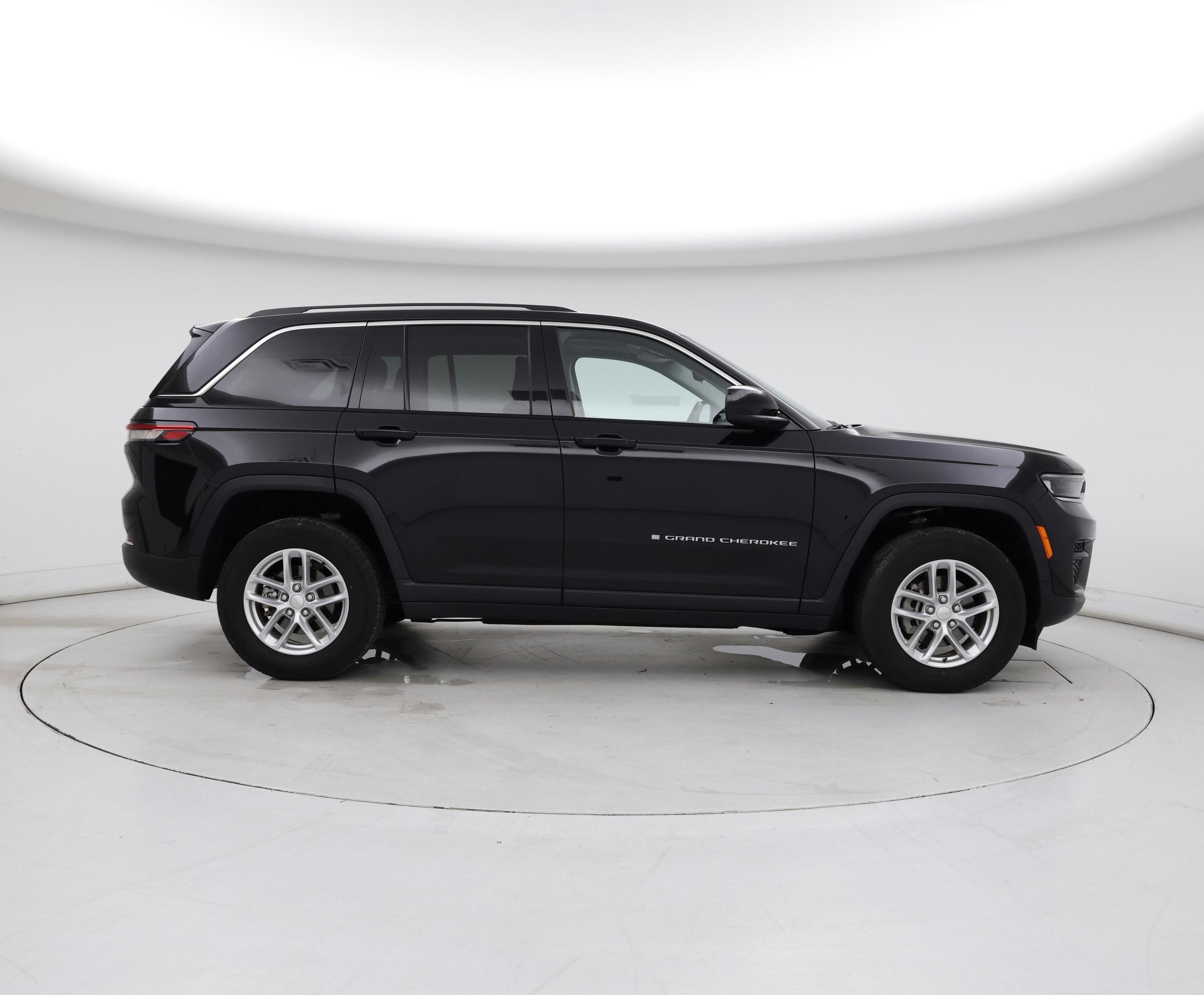 Thumbnail: 2023 Jeep Grand Cherokee - 7