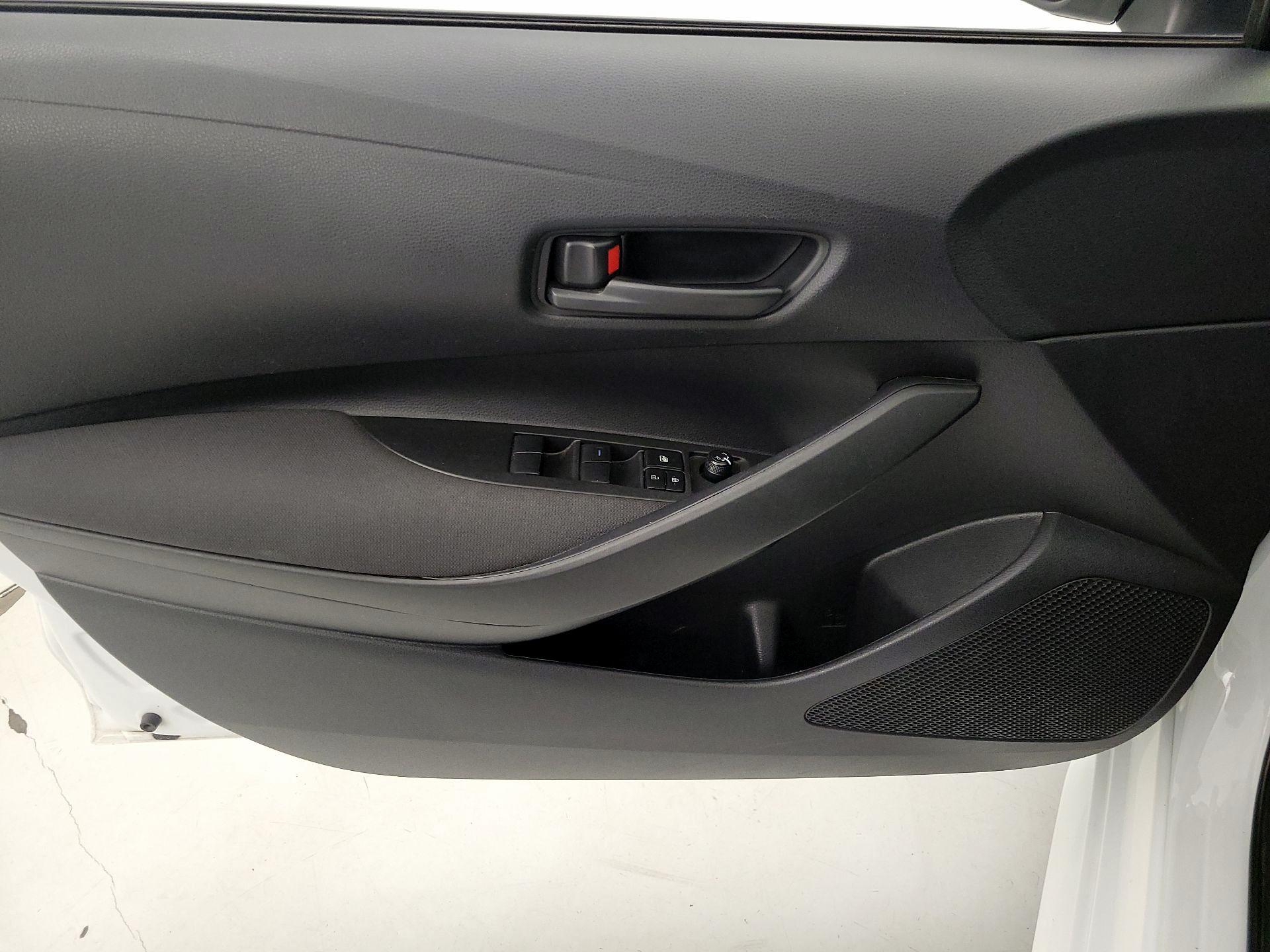 Thumbnail: 2023 Toyota Corolla - 12