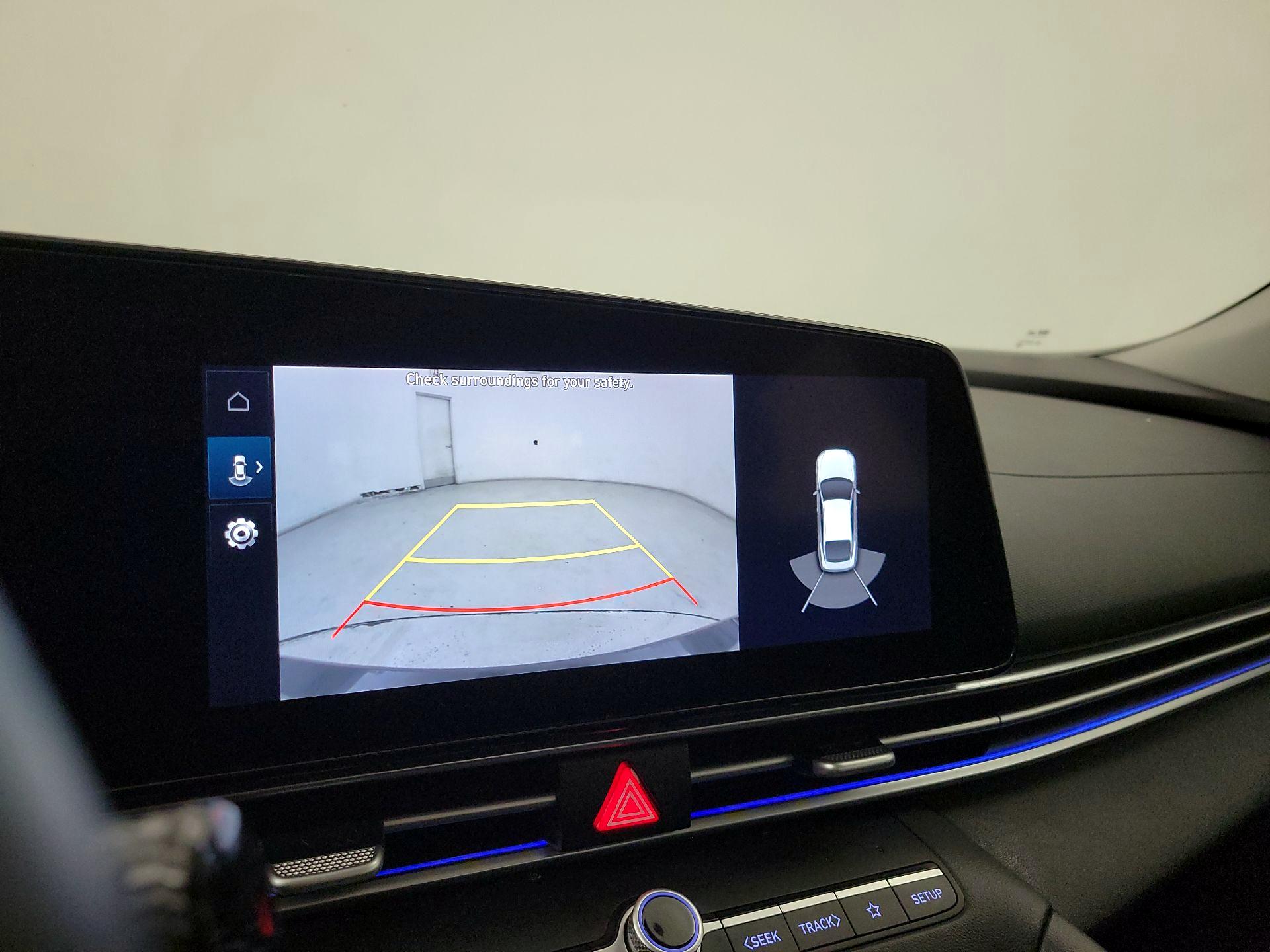 Thumbnail: 2023 Hyundai Elantra - 15