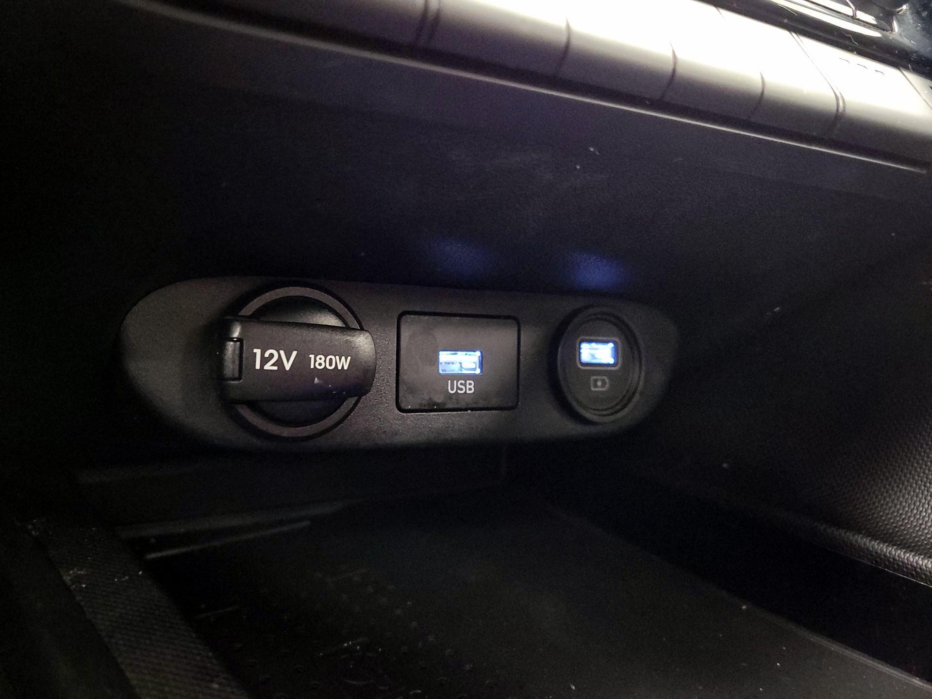 Thumbnail: 2023 Hyundai Elantra - 19