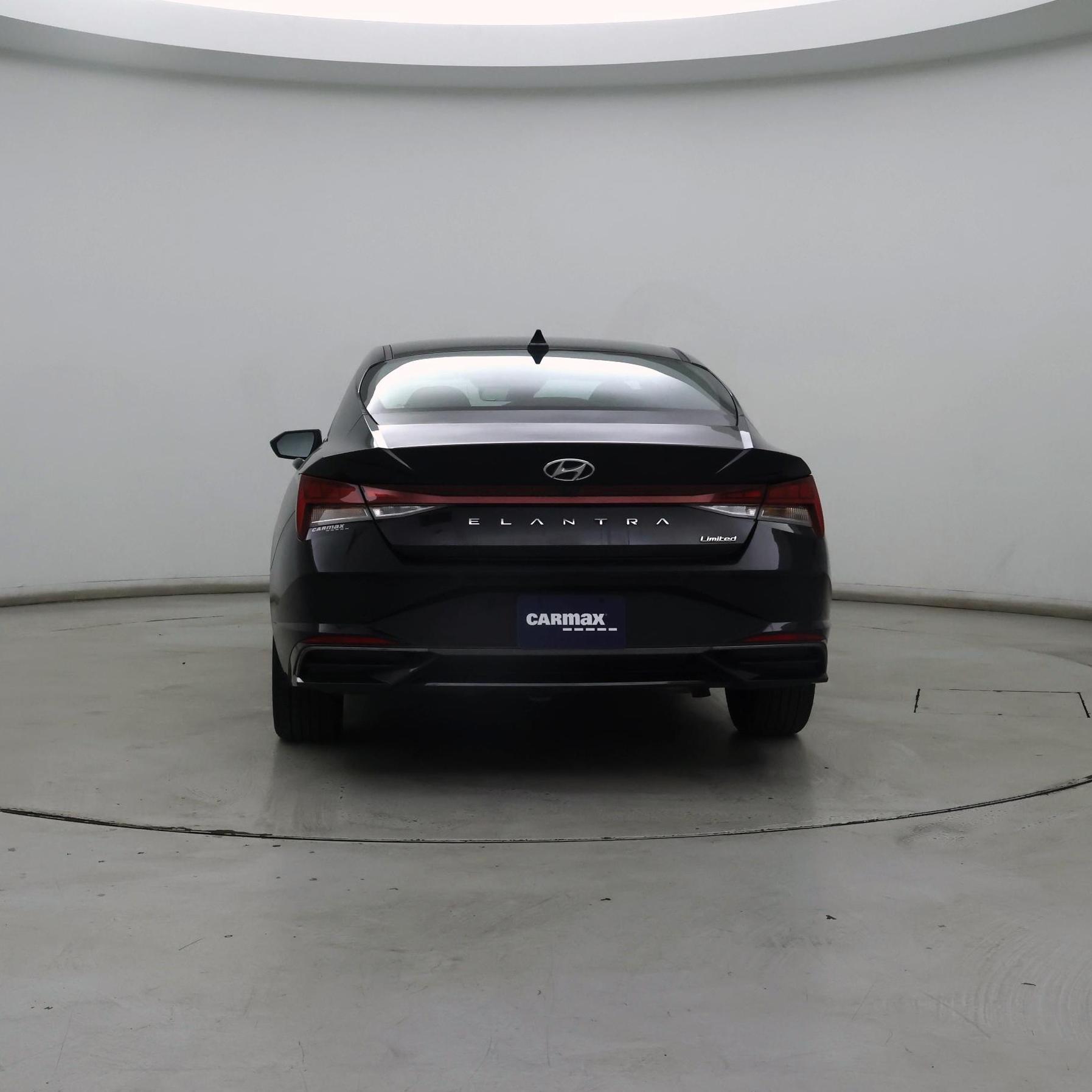 Thumbnail: 2023 Hyundai Elantra - 6