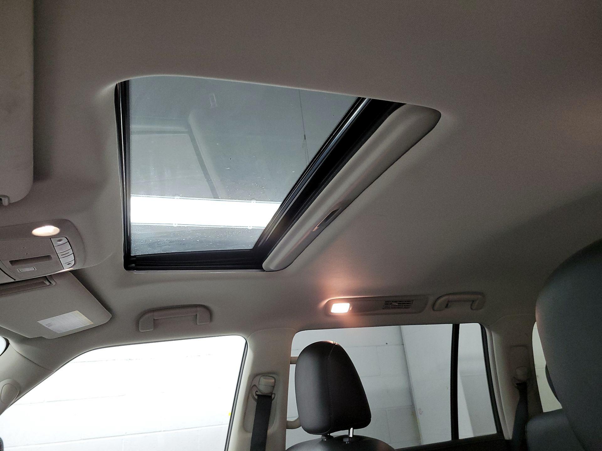 Thumbnail: 2024 INFINITI QX80 - 18